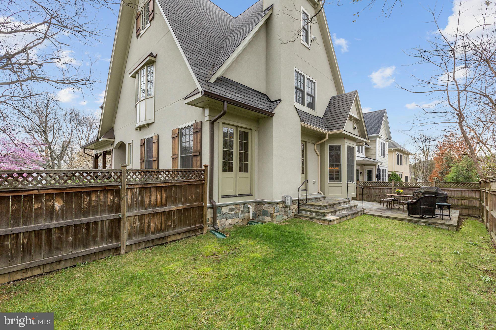 BRADLEY VILLAGE - Residential