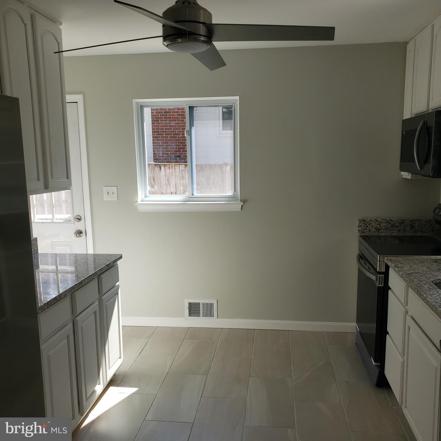 CATONSVILLE MANOR - Residential