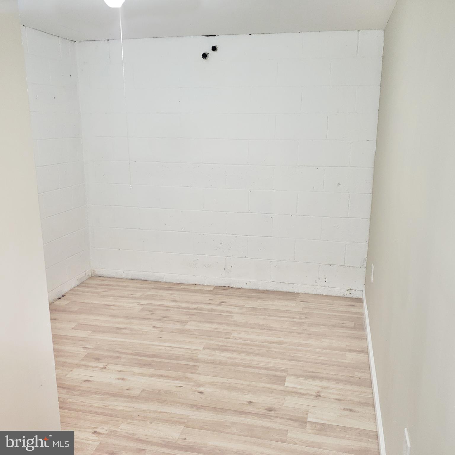 CATONSVILLE MANOR - Residential