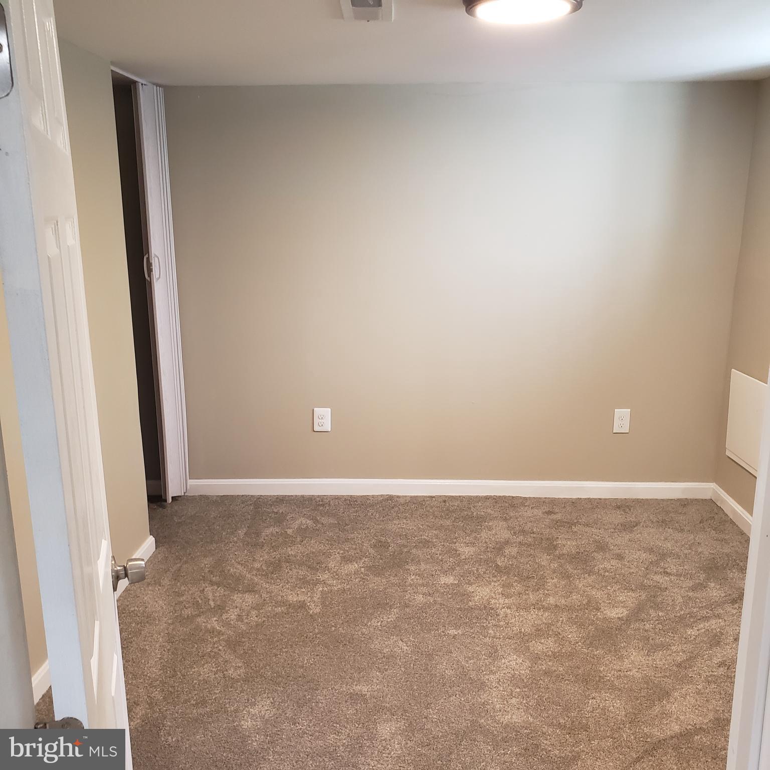 CATONSVILLE MANOR - Residential