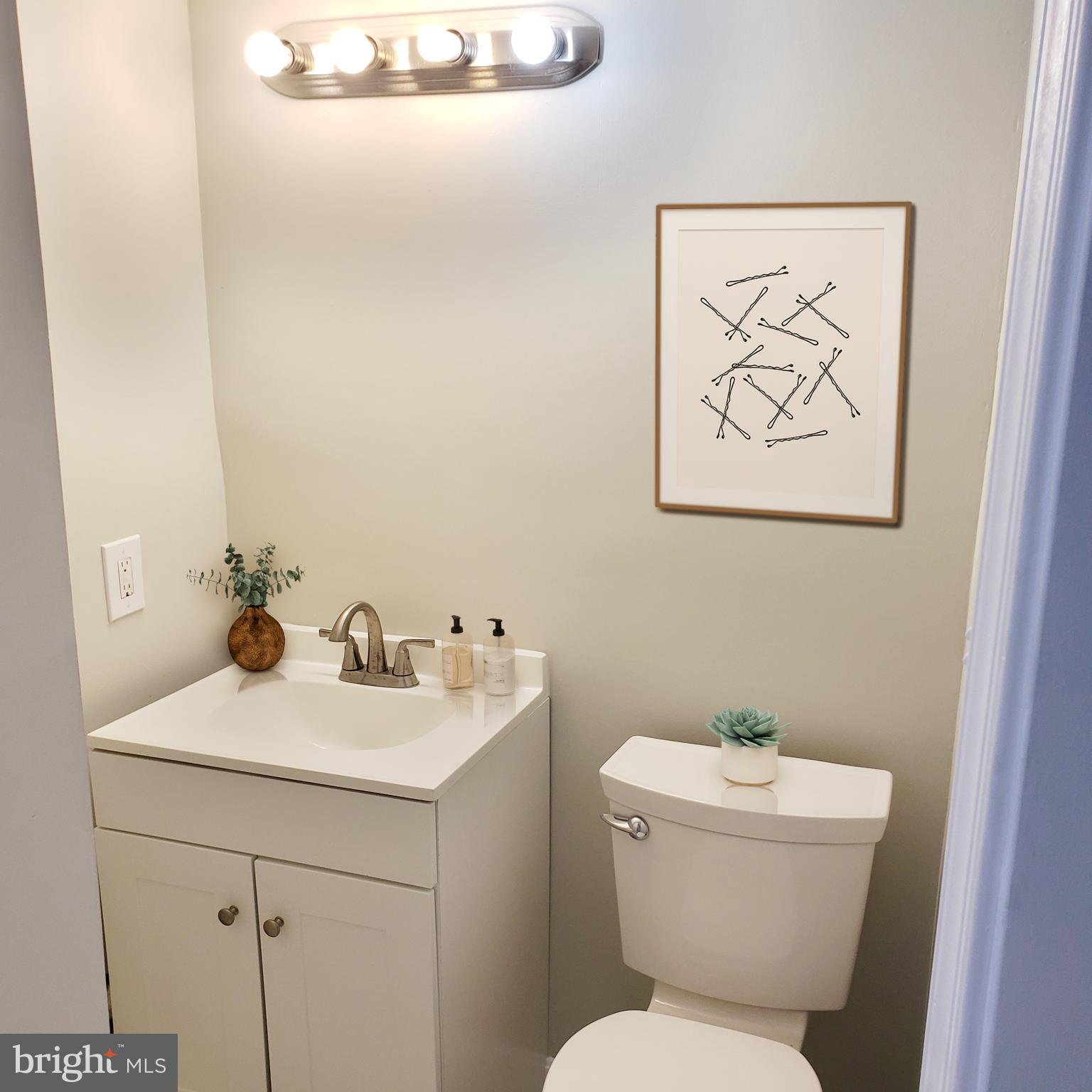 CATONSVILLE MANOR - Residential