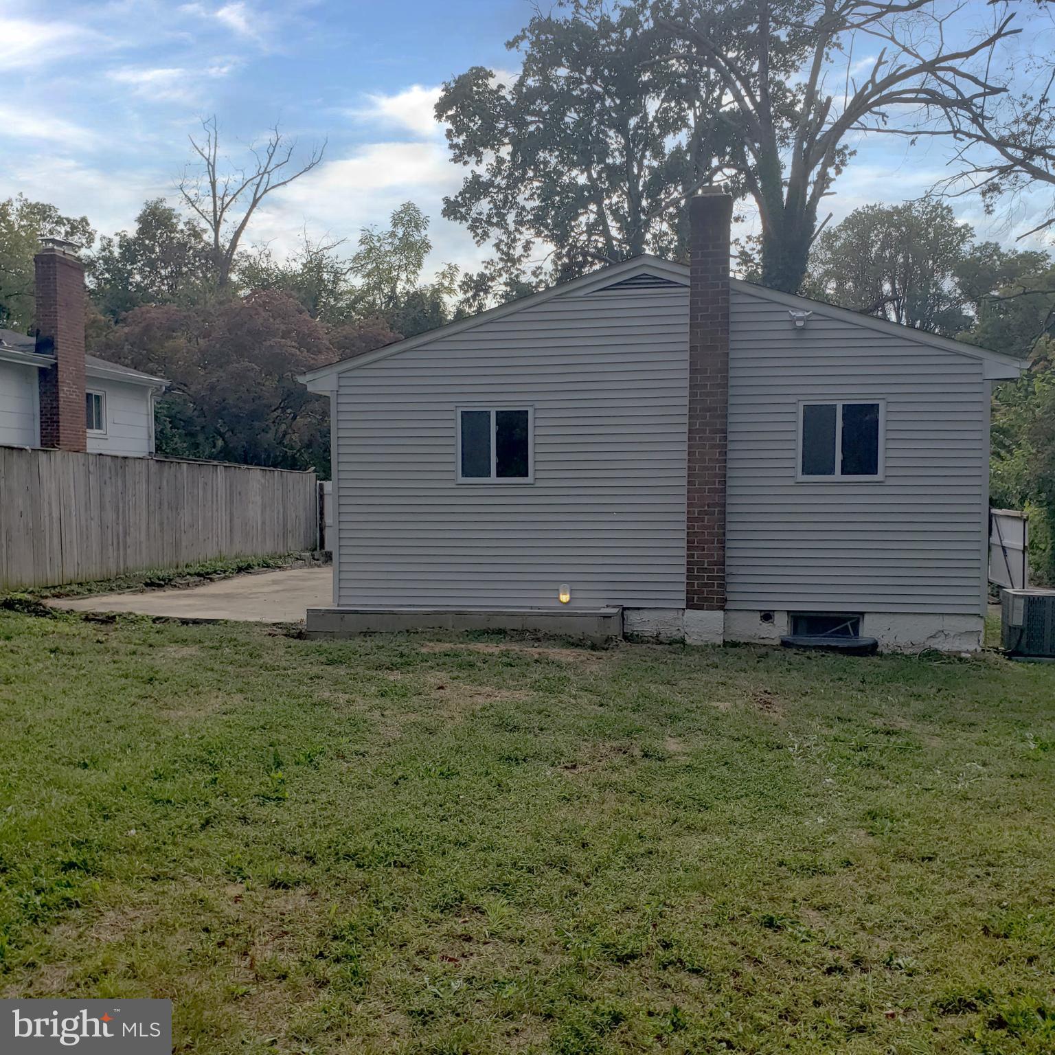 CATONSVILLE MANOR - Residential