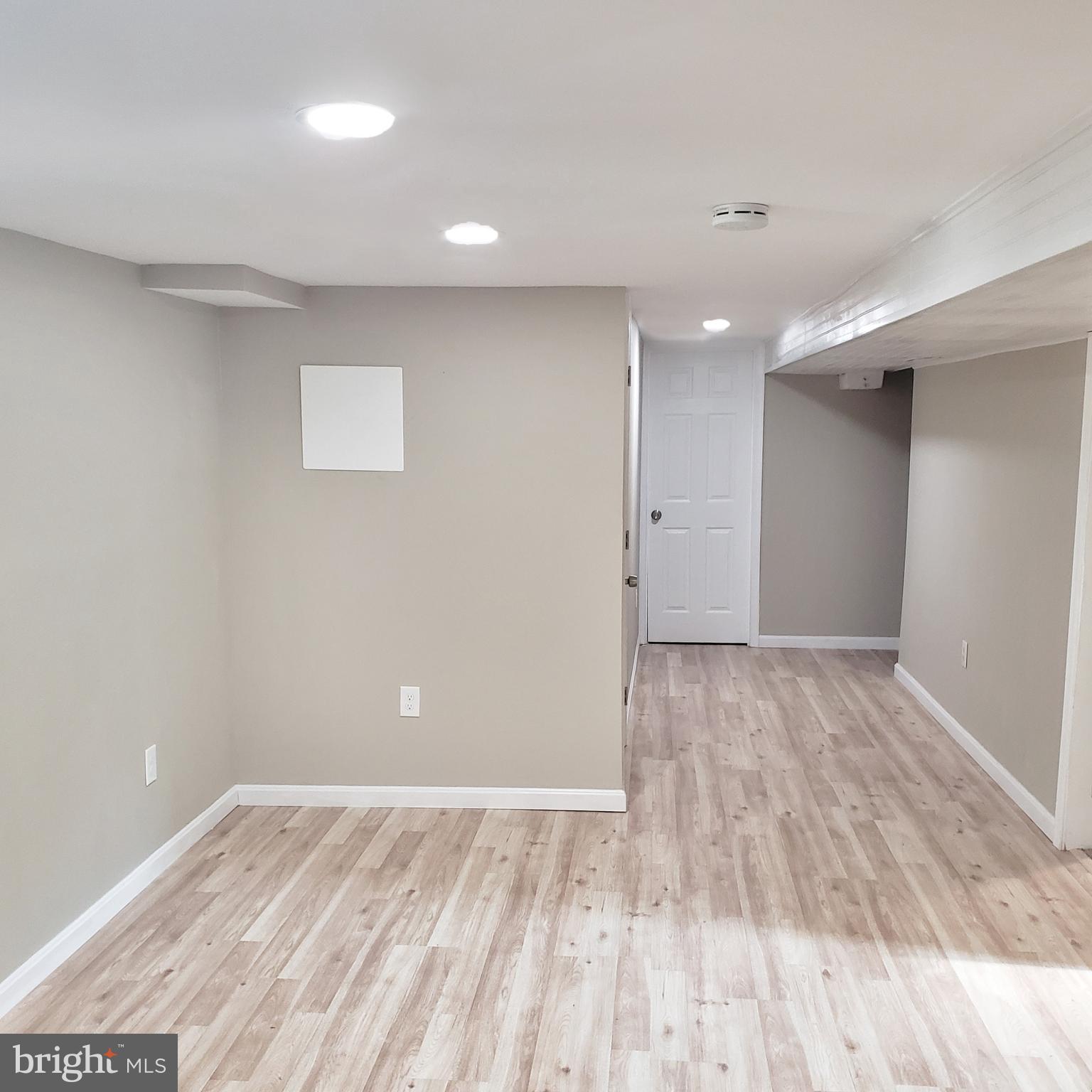 CATONSVILLE MANOR - Residential