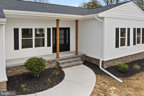 Homes For Sale - 106 Palmer Road<br/> PENNINGTON, NJ 08534