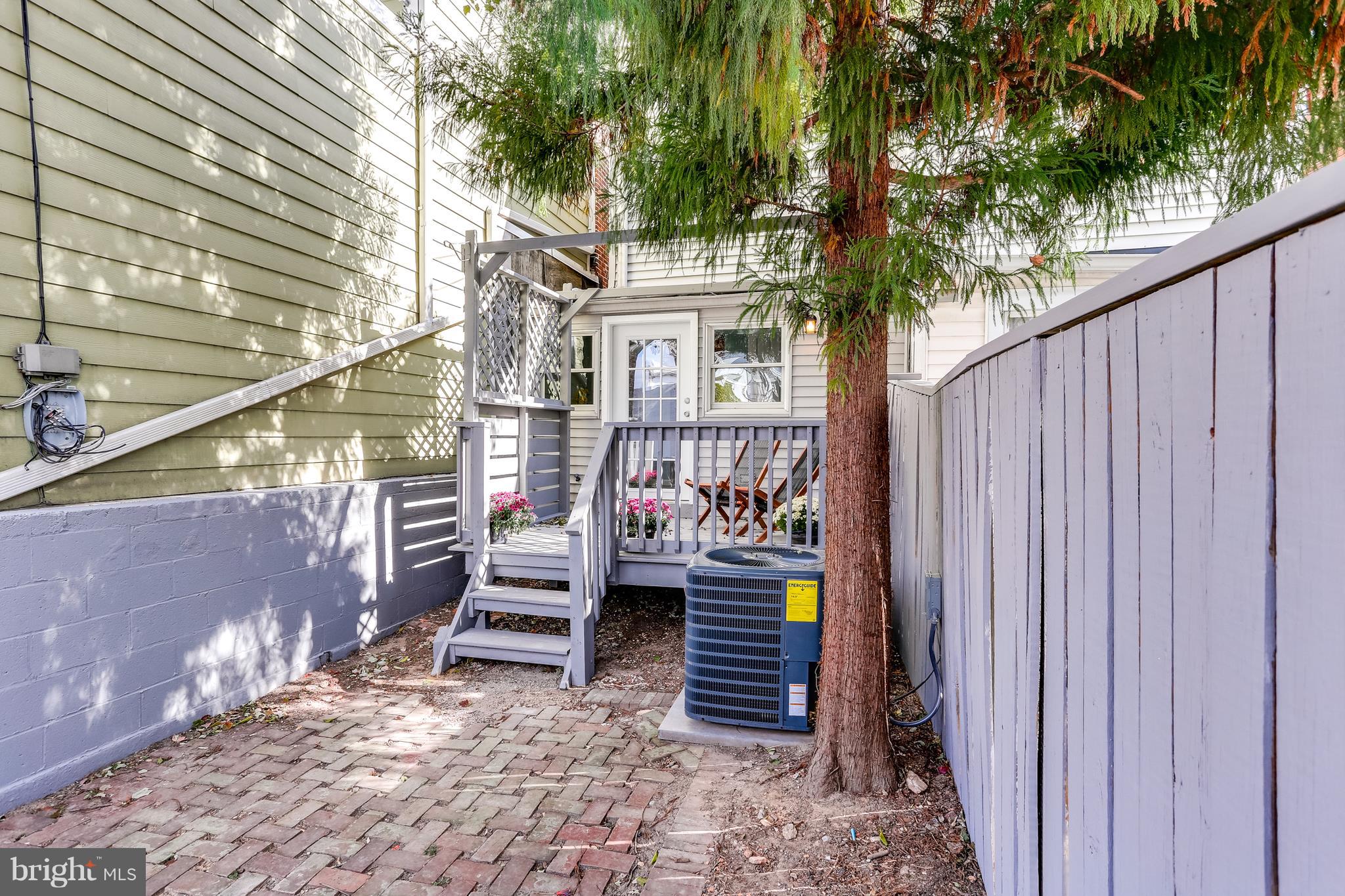 FEDERAL HILL HISTORIC DISTRICT - Residential Lease