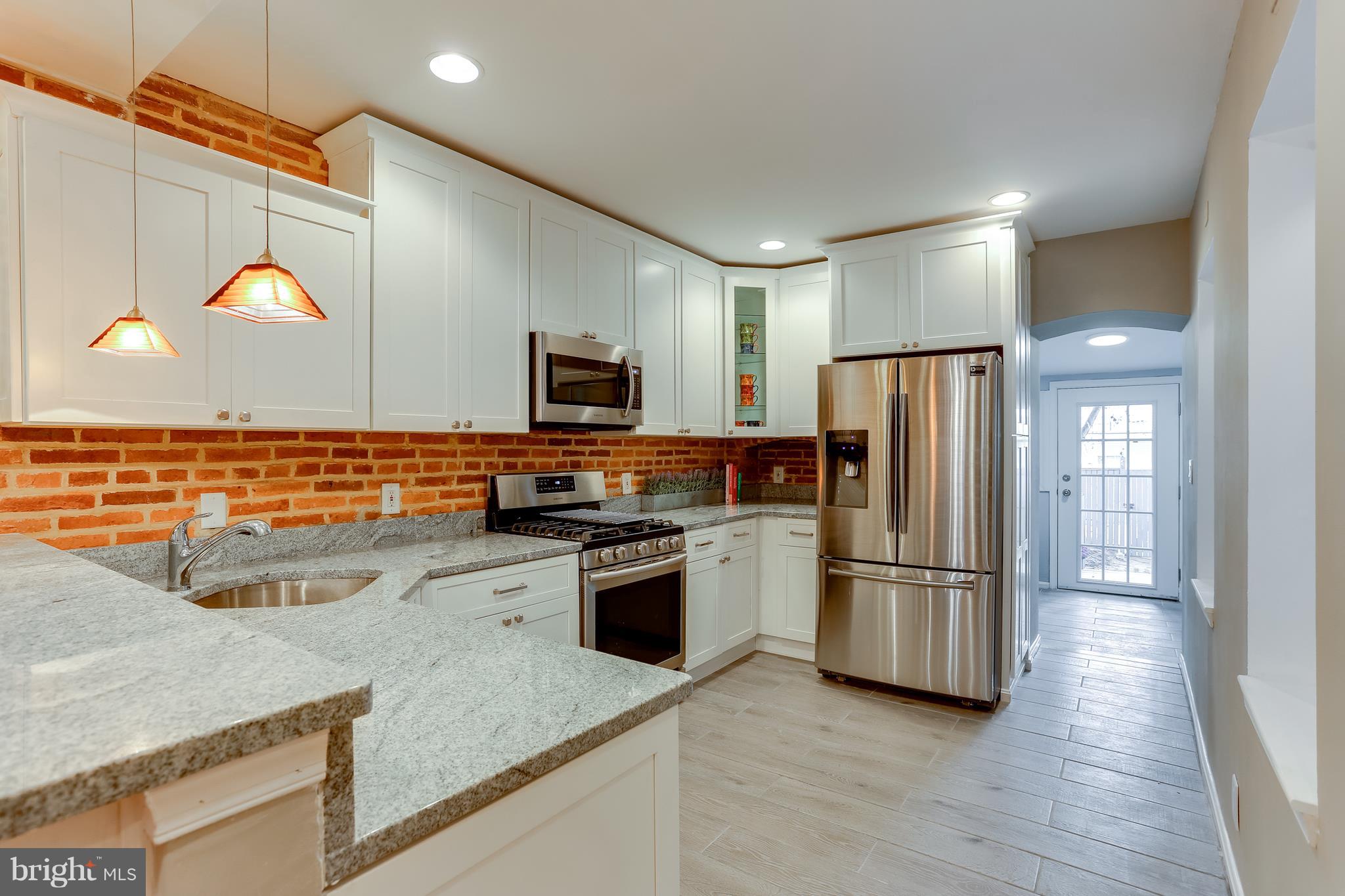 FEDERAL HILL HISTORIC DISTRICT - Residential Lease