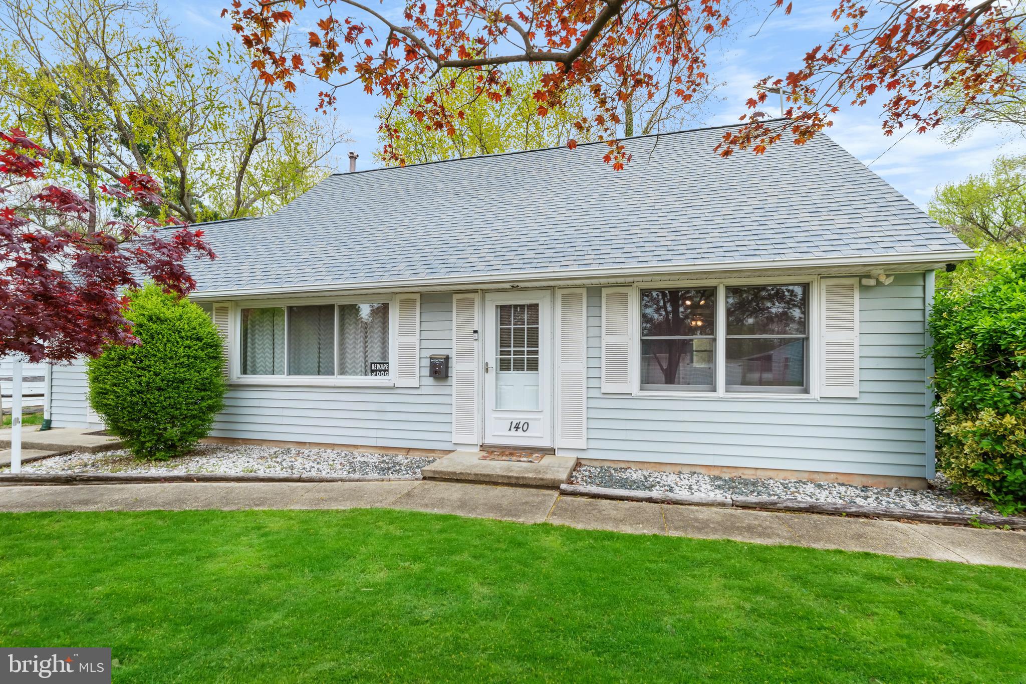 COUNTRY CLUB ESTATES - Residential