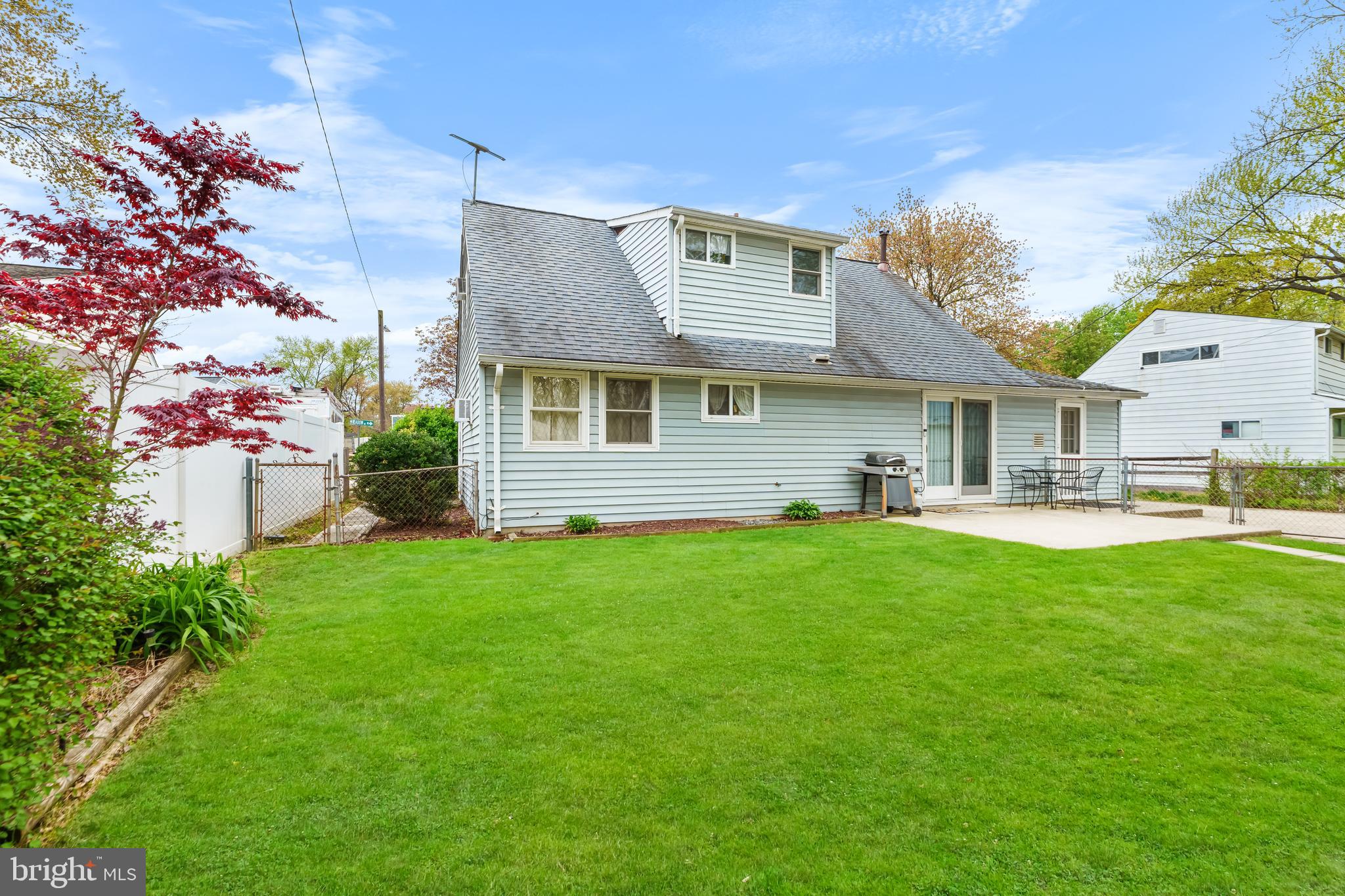 COUNTRY CLUB ESTATES - Residential