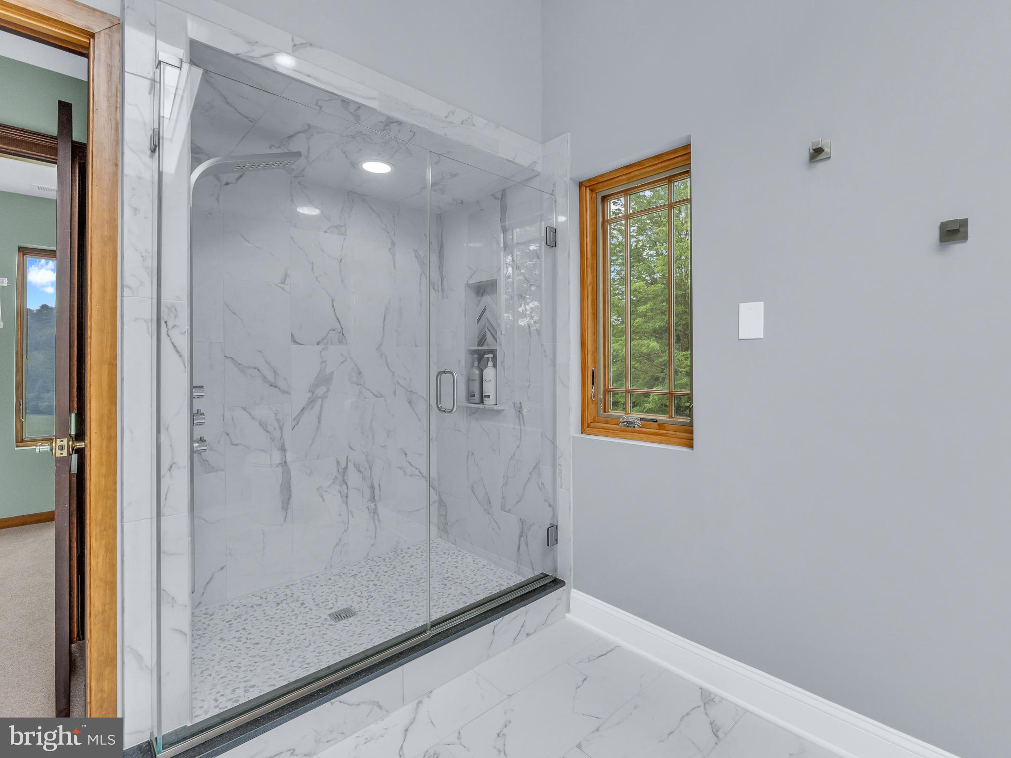 NORTHAMPTON ESTS - Residential