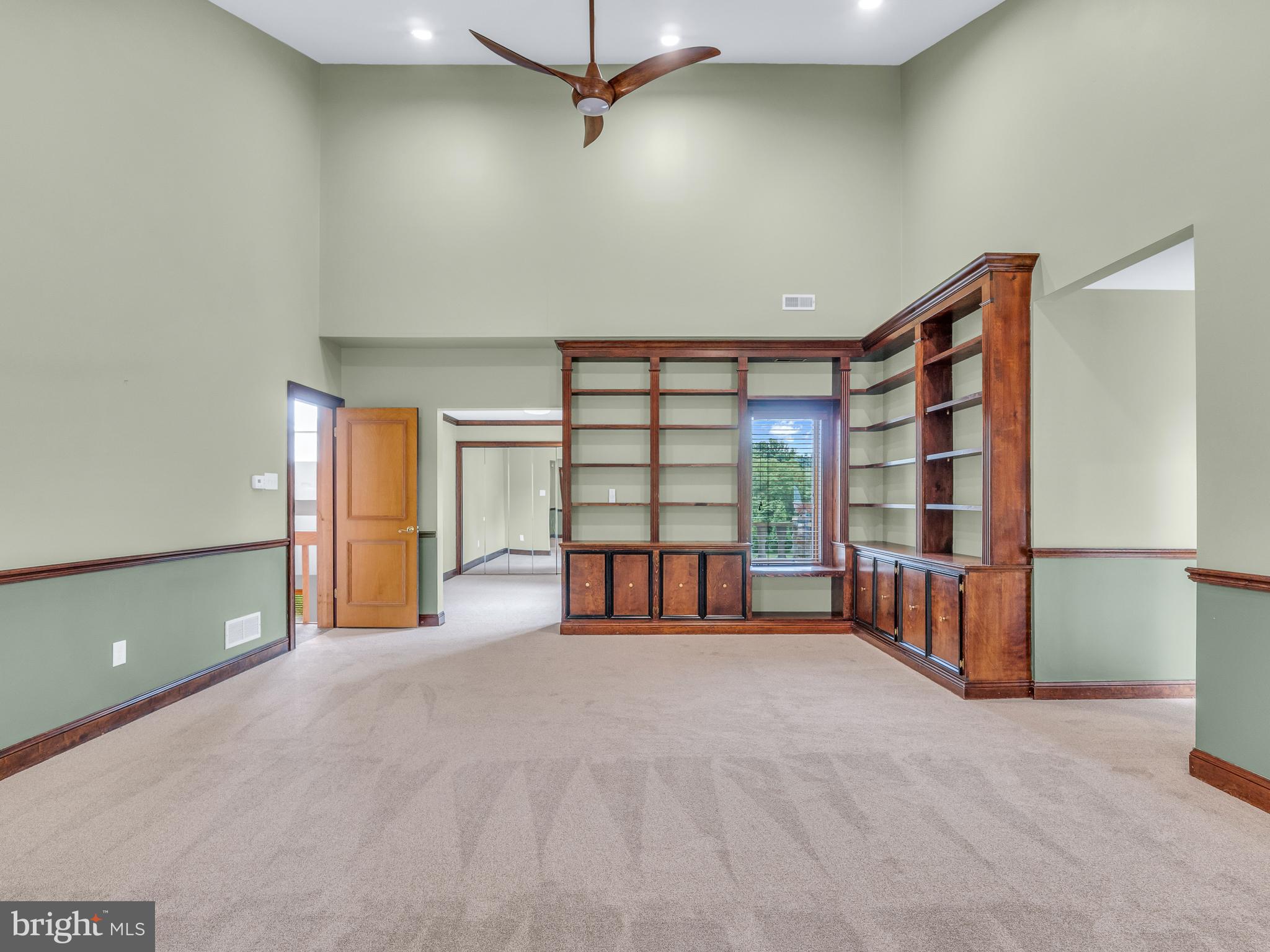 NORTHAMPTON ESTS - Residential