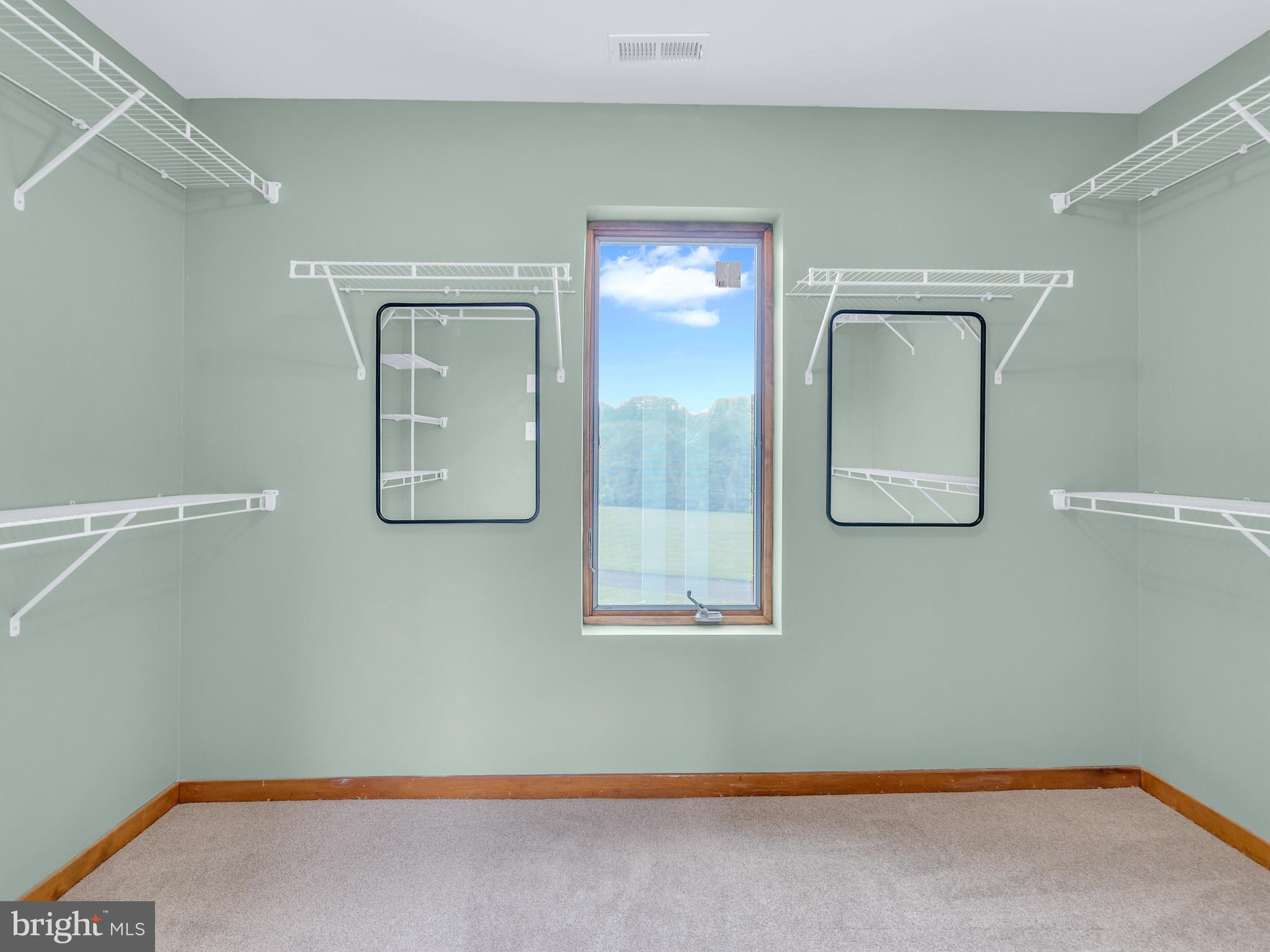 NORTHAMPTON ESTS - Residential