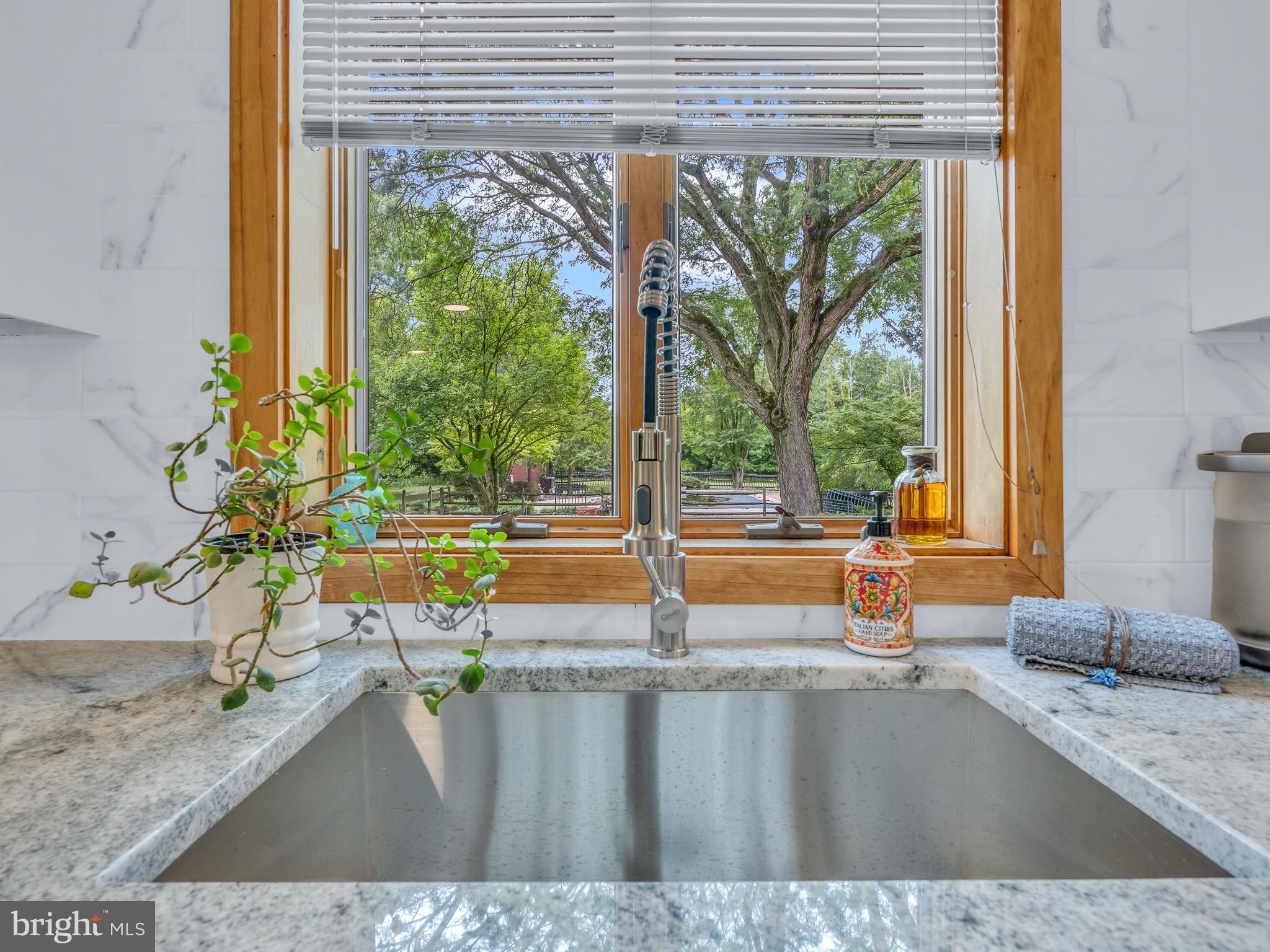 NORTHAMPTON ESTS - Residential