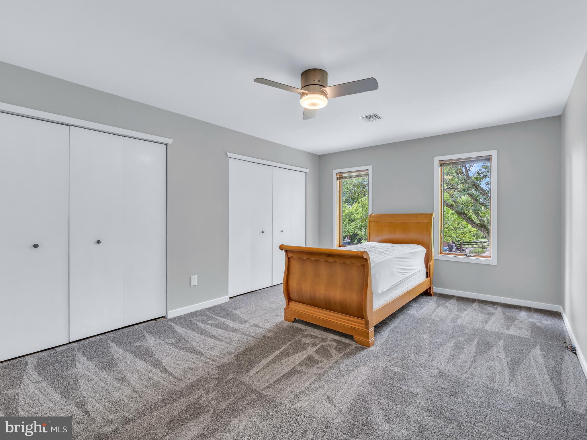 NORTHAMPTON ESTS - Residential