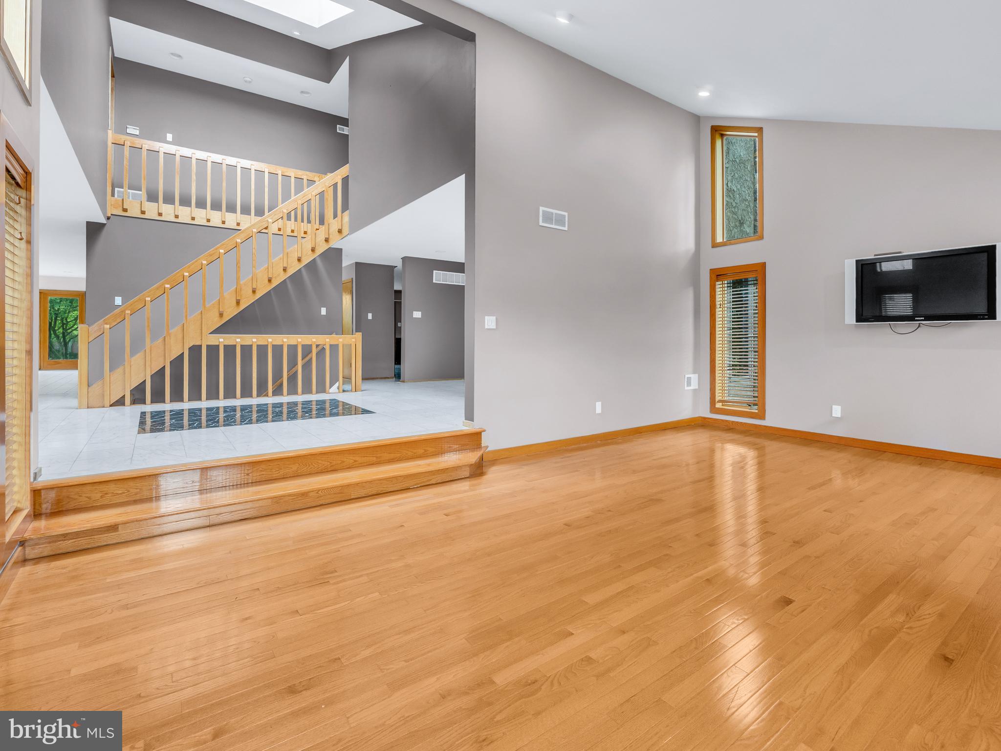 NORTHAMPTON ESTS - Residential