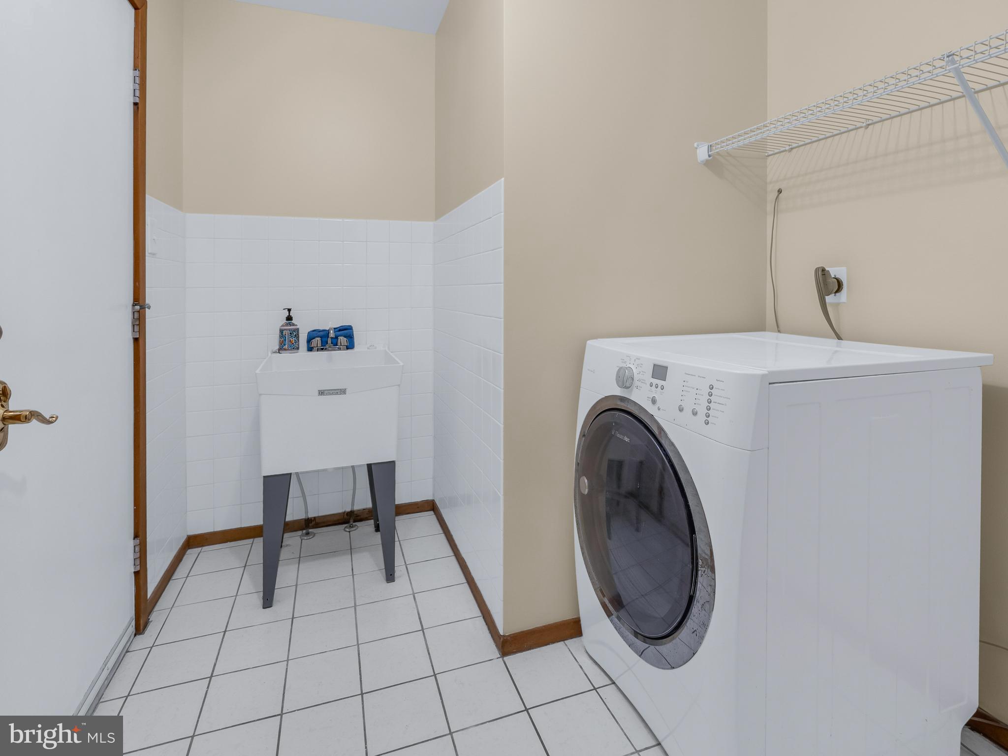 NORTHAMPTON ESTS - Residential