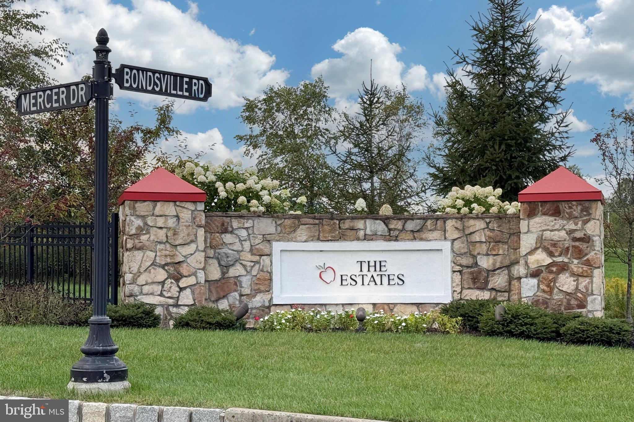 APPLECROSS - Residential