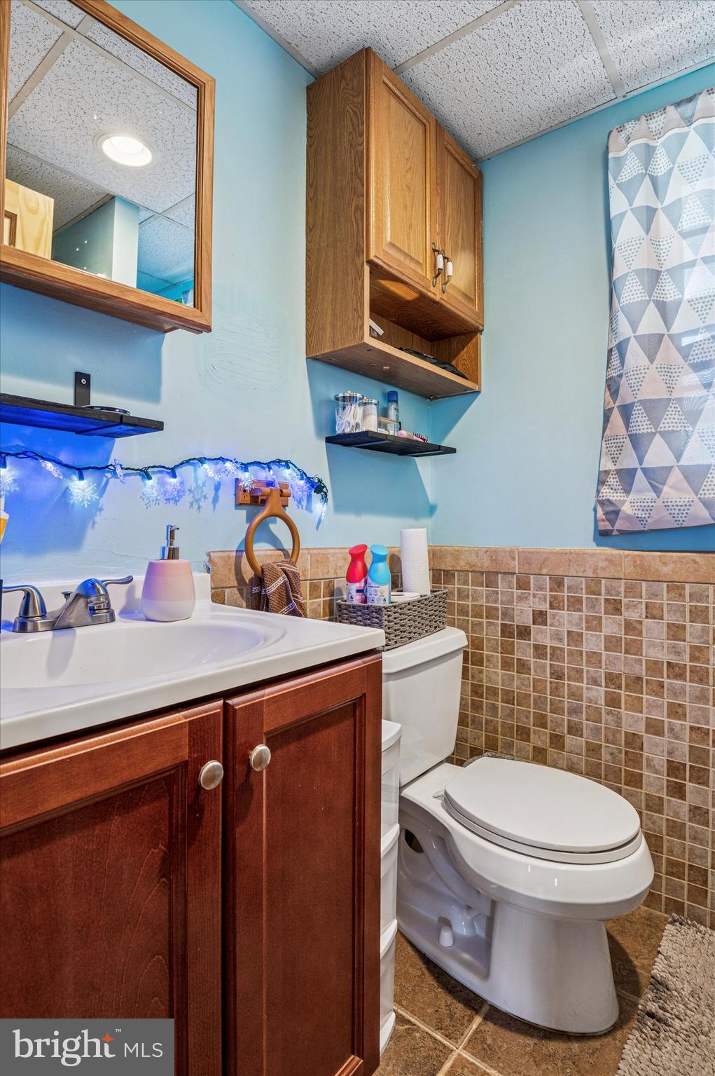 COLONIAL FARMS - Residential