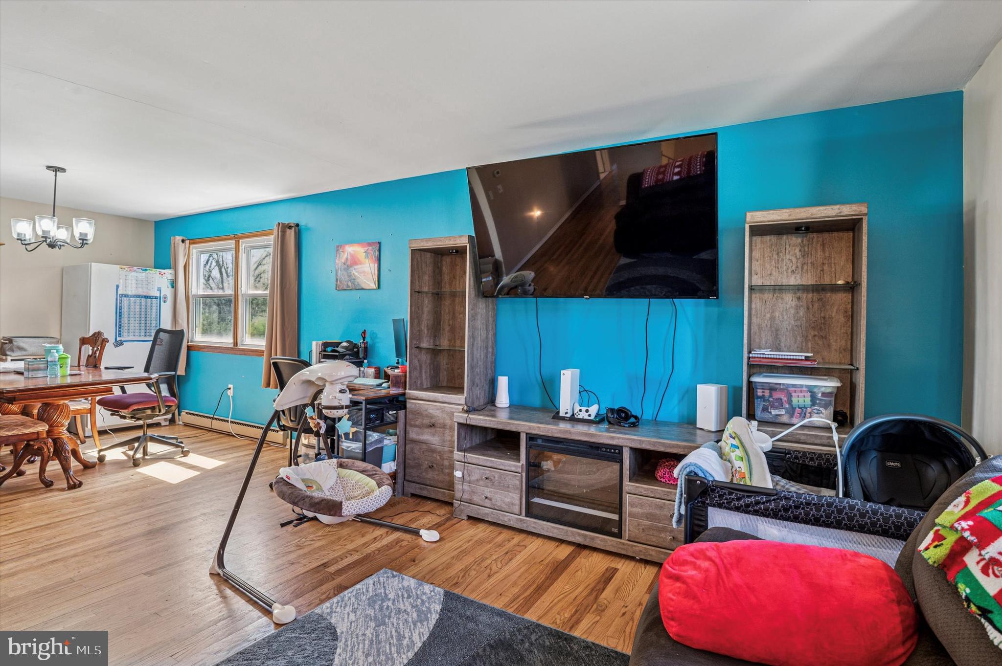 COLONIAL FARMS - Residential