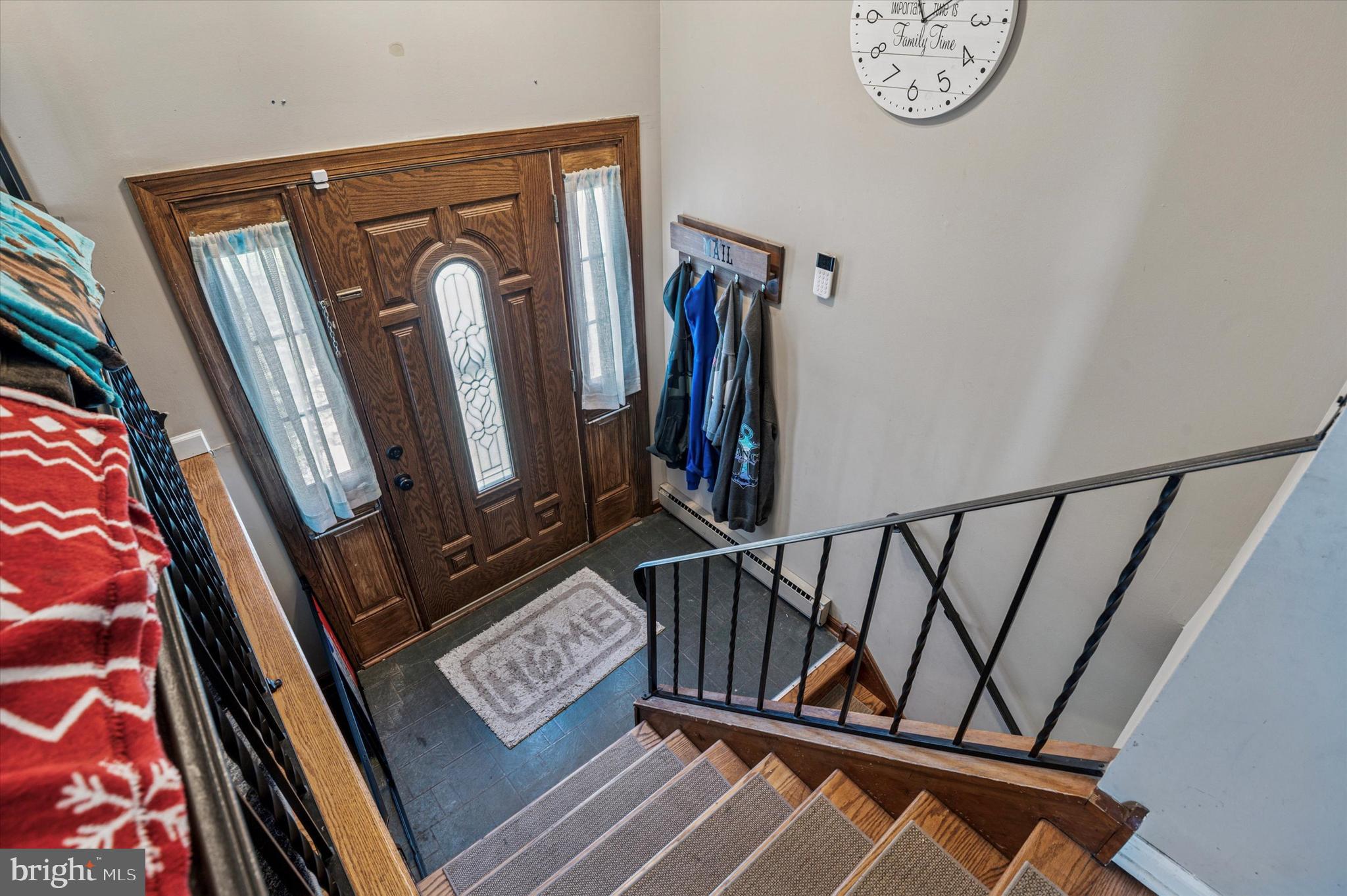 COLONIAL FARMS - Residential