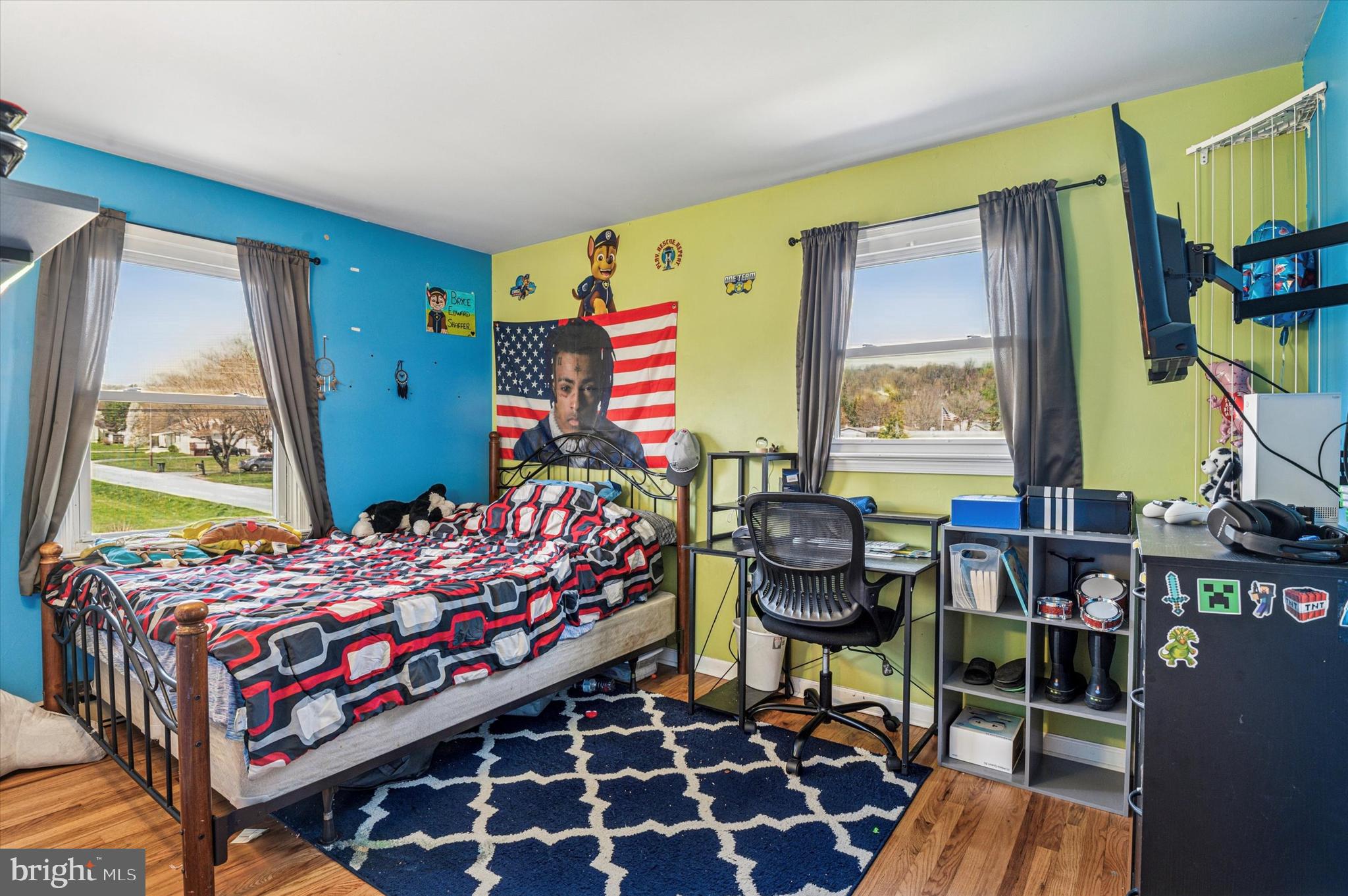 COLONIAL FARMS - Residential