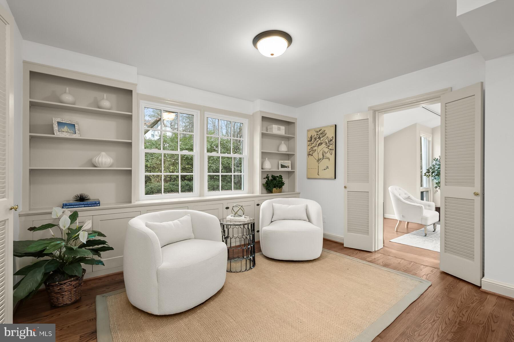 WOODACRES - Residential