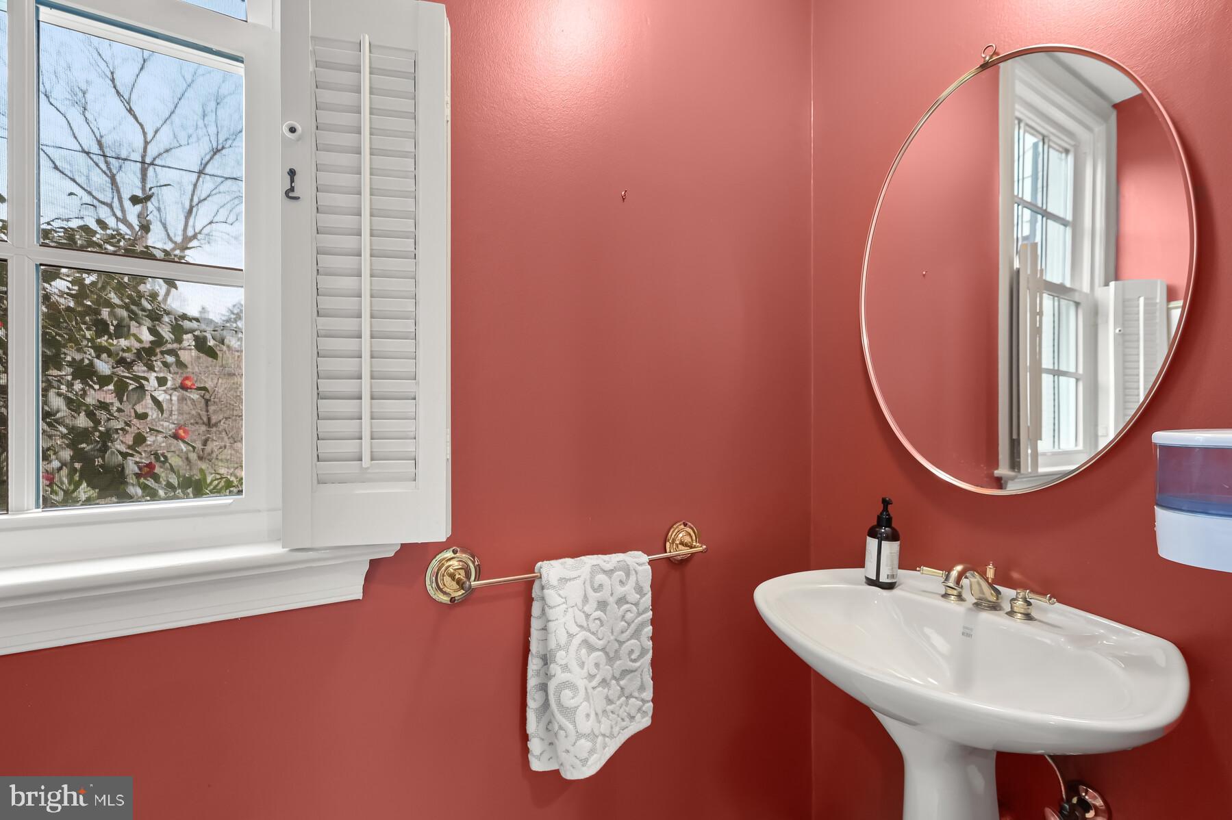 WOODACRES - Residential