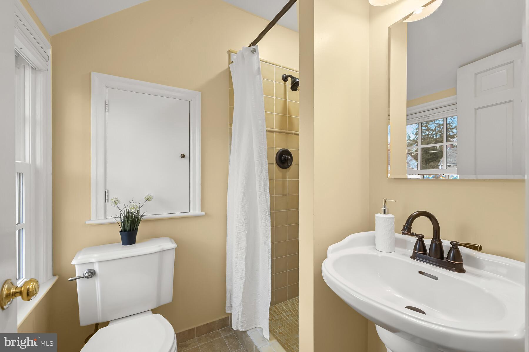 WOODACRES - Residential