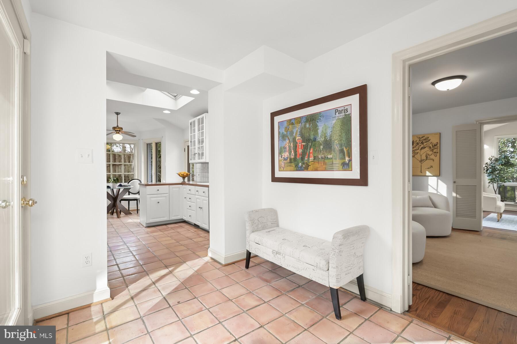 WOODACRES - Residential