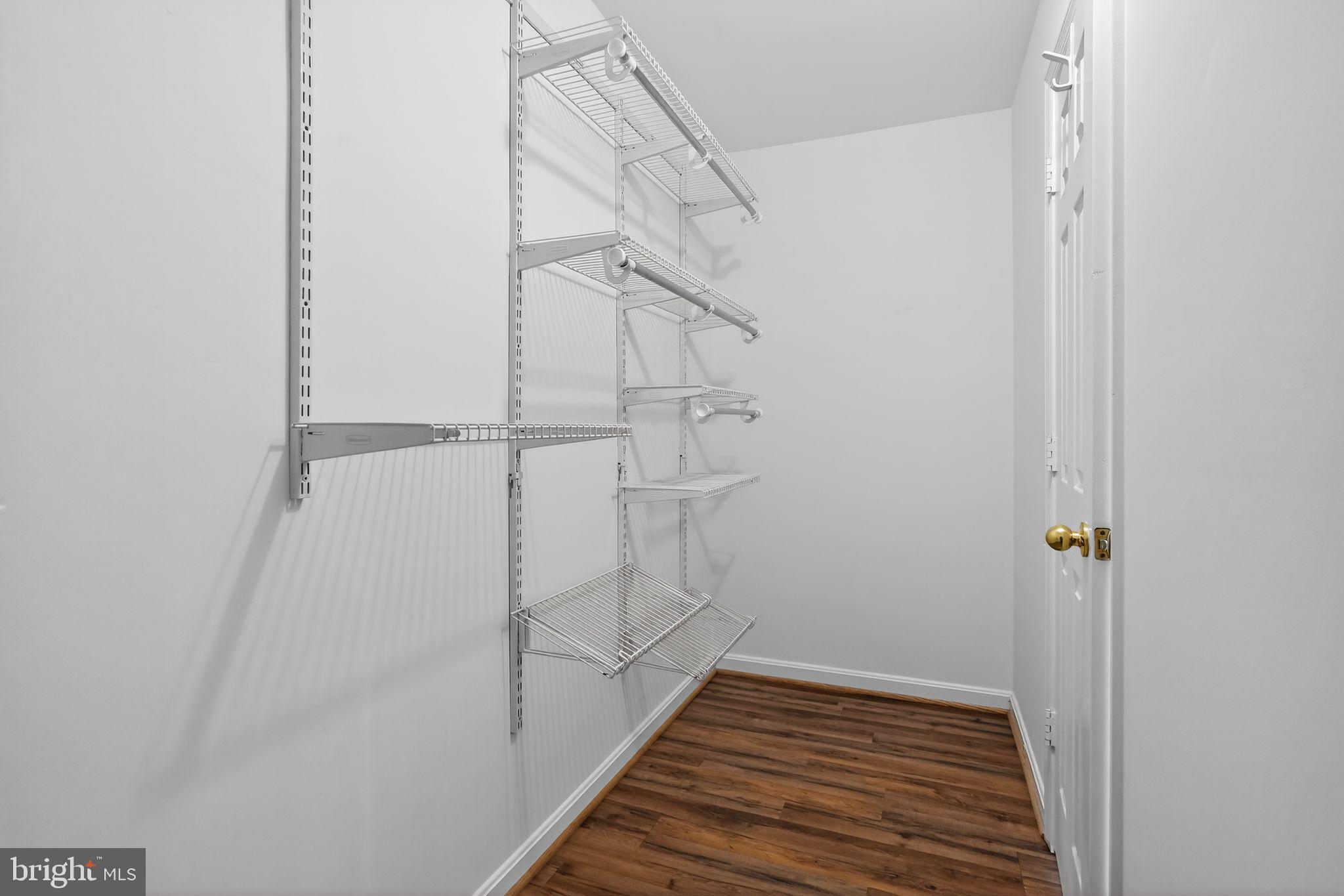 SUMMIT CREEK - Residential