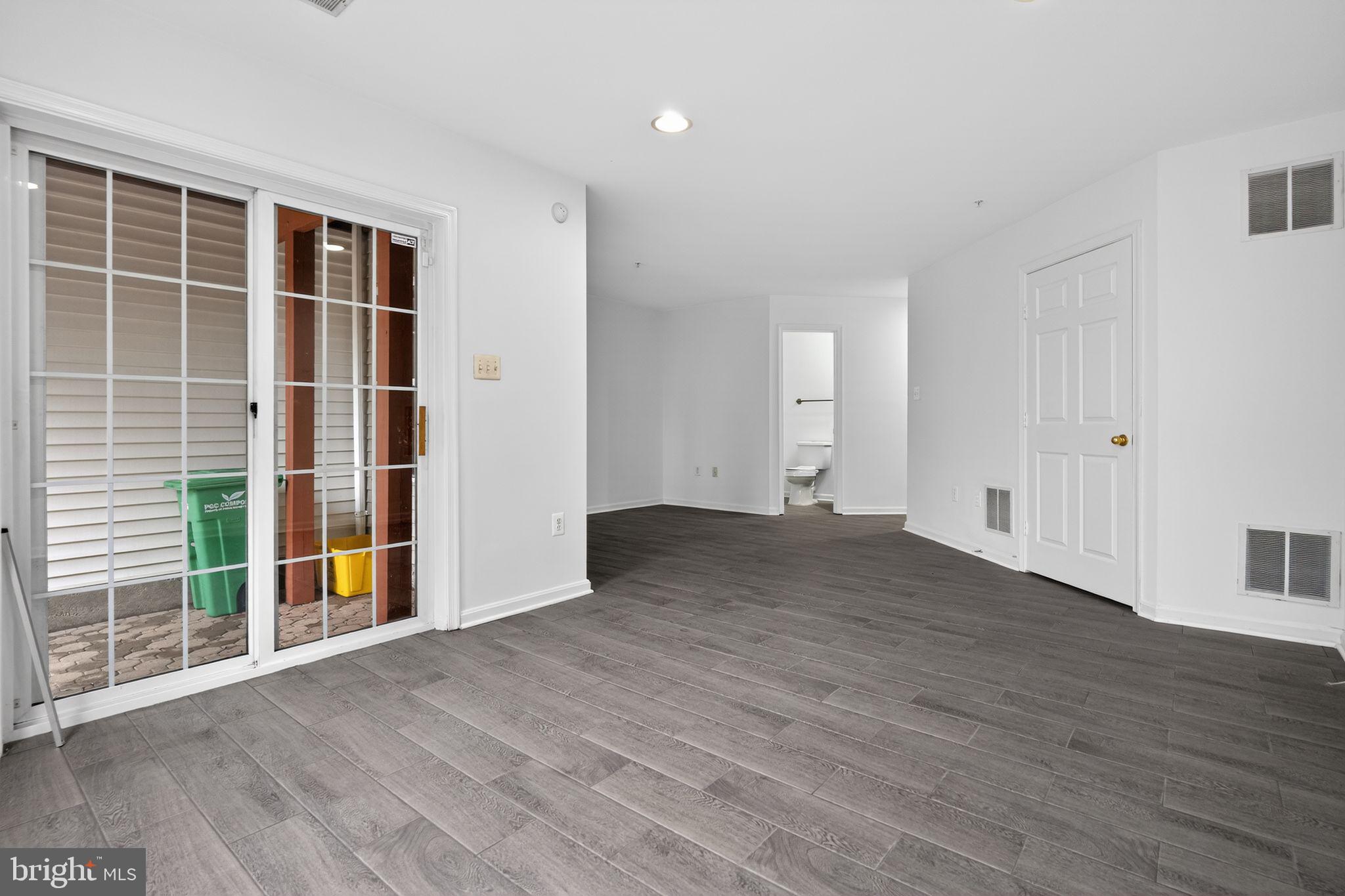 SUMMIT CREEK - Residential