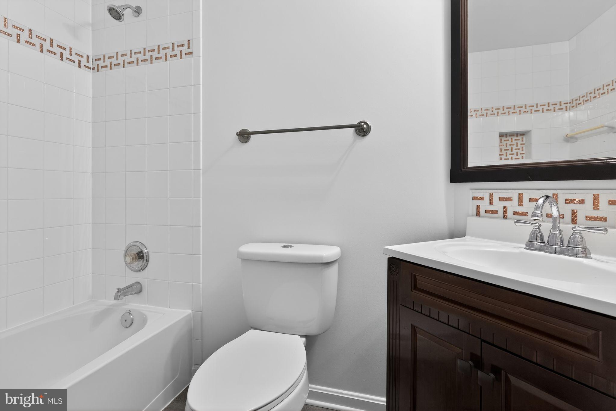 SUMMIT CREEK - Residential