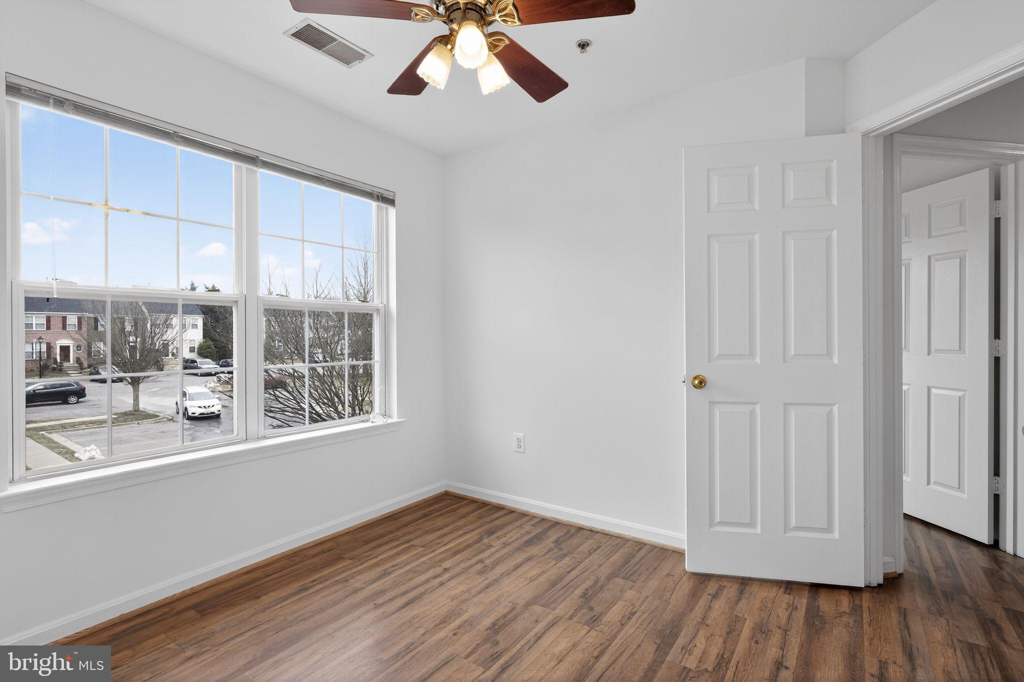 SUMMIT CREEK - Residential