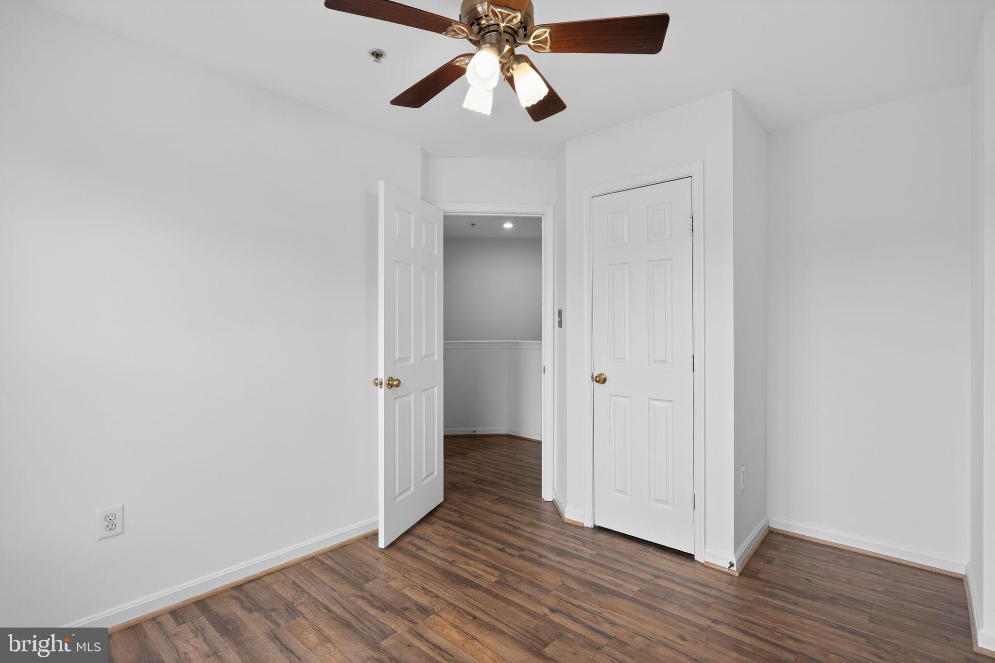 SUMMIT CREEK - Residential