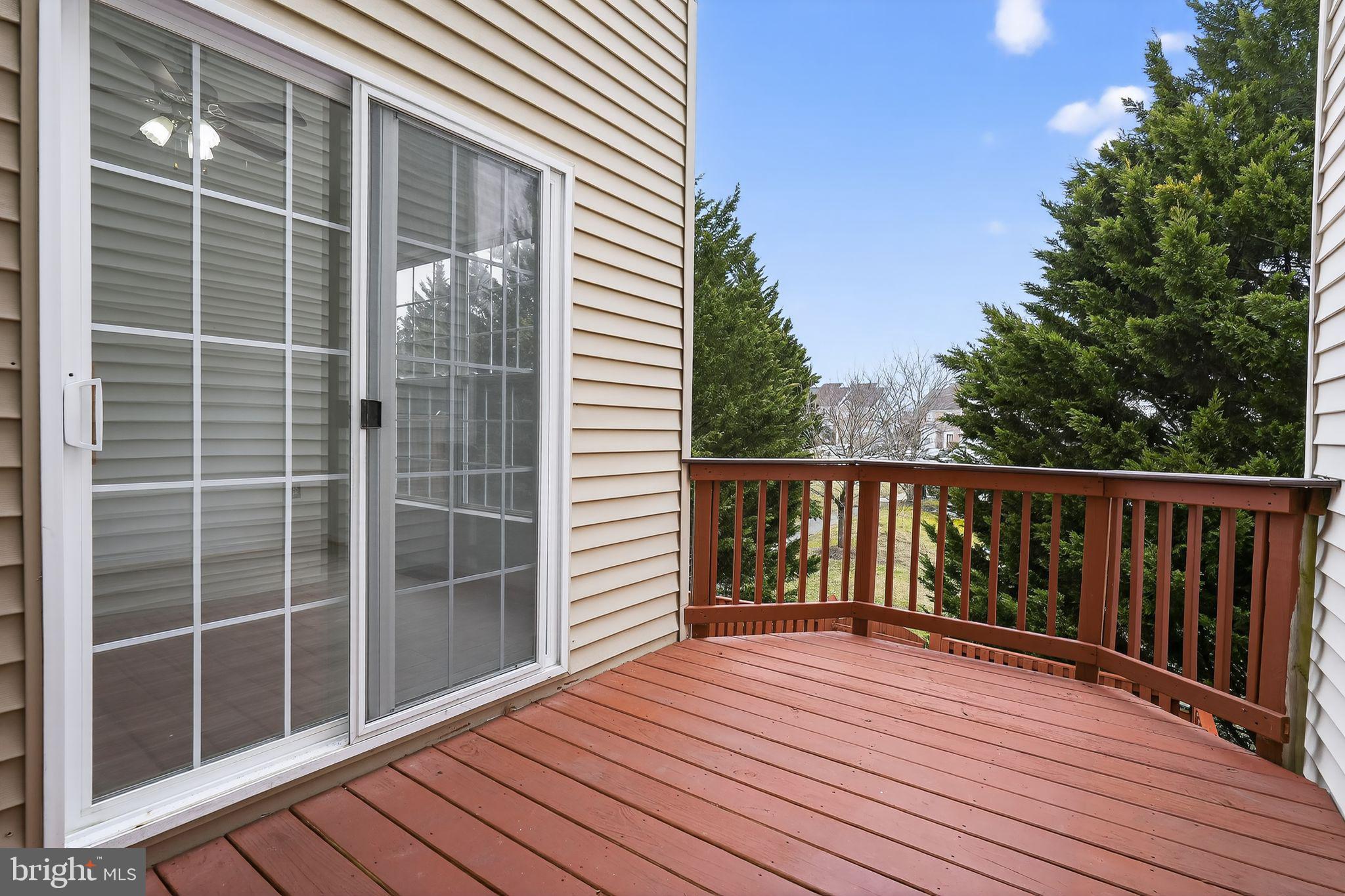 SUMMIT CREEK - Residential