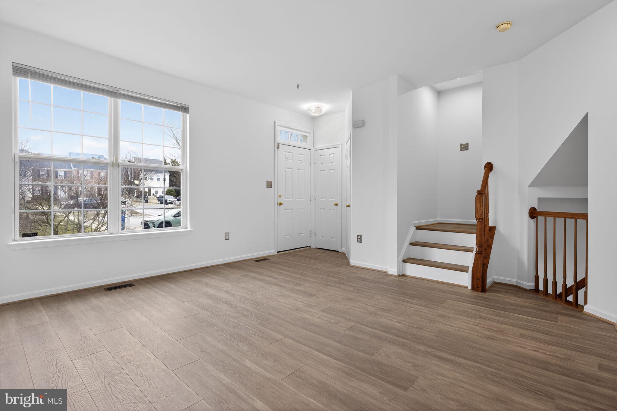 SUMMIT CREEK - Residential