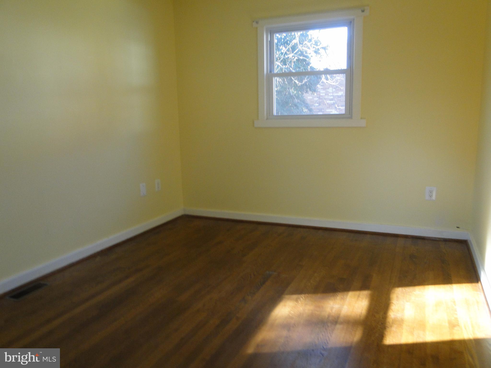 DALE CITY - Residential Lease