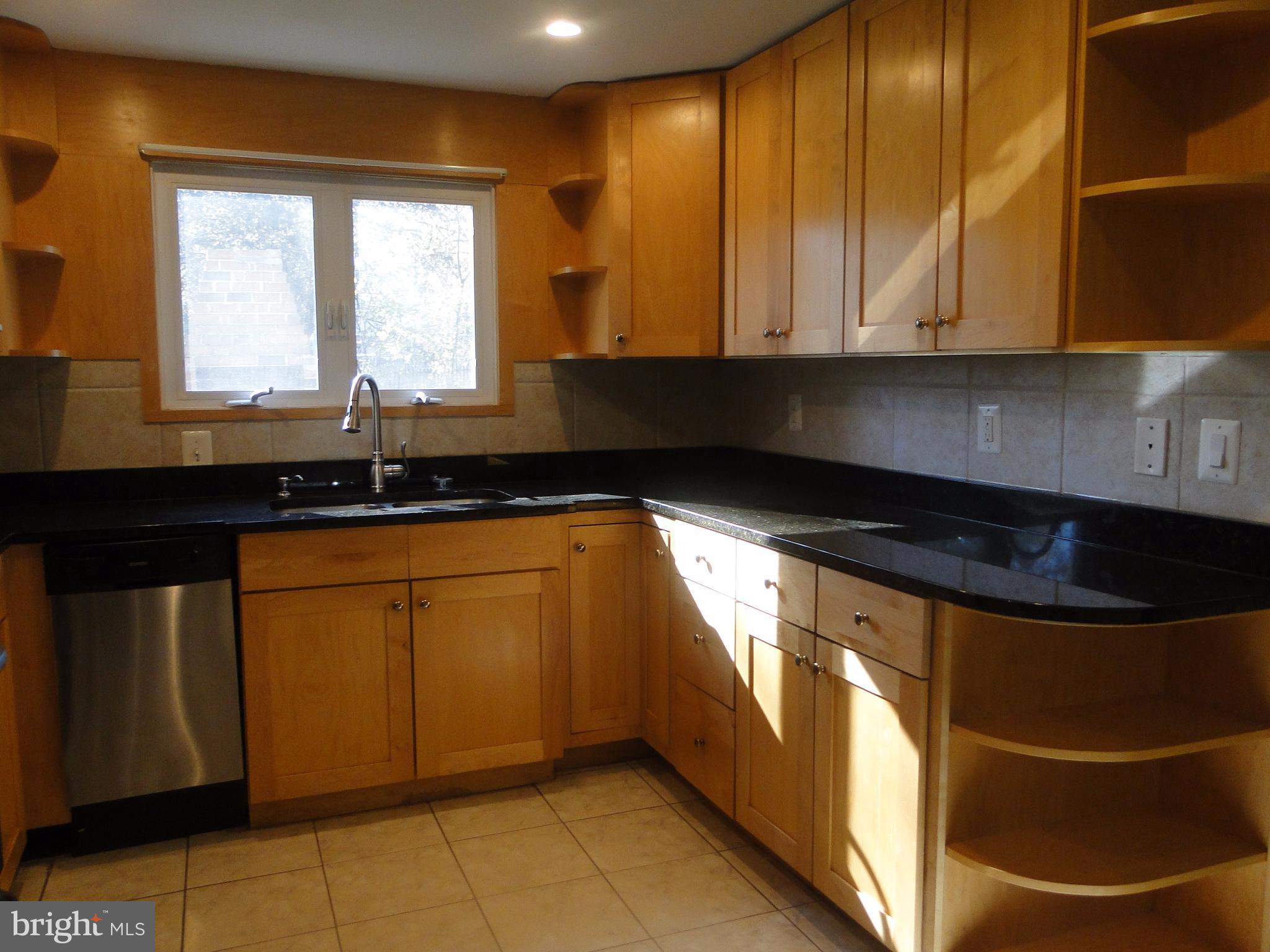 DALE CITY - Residential Lease