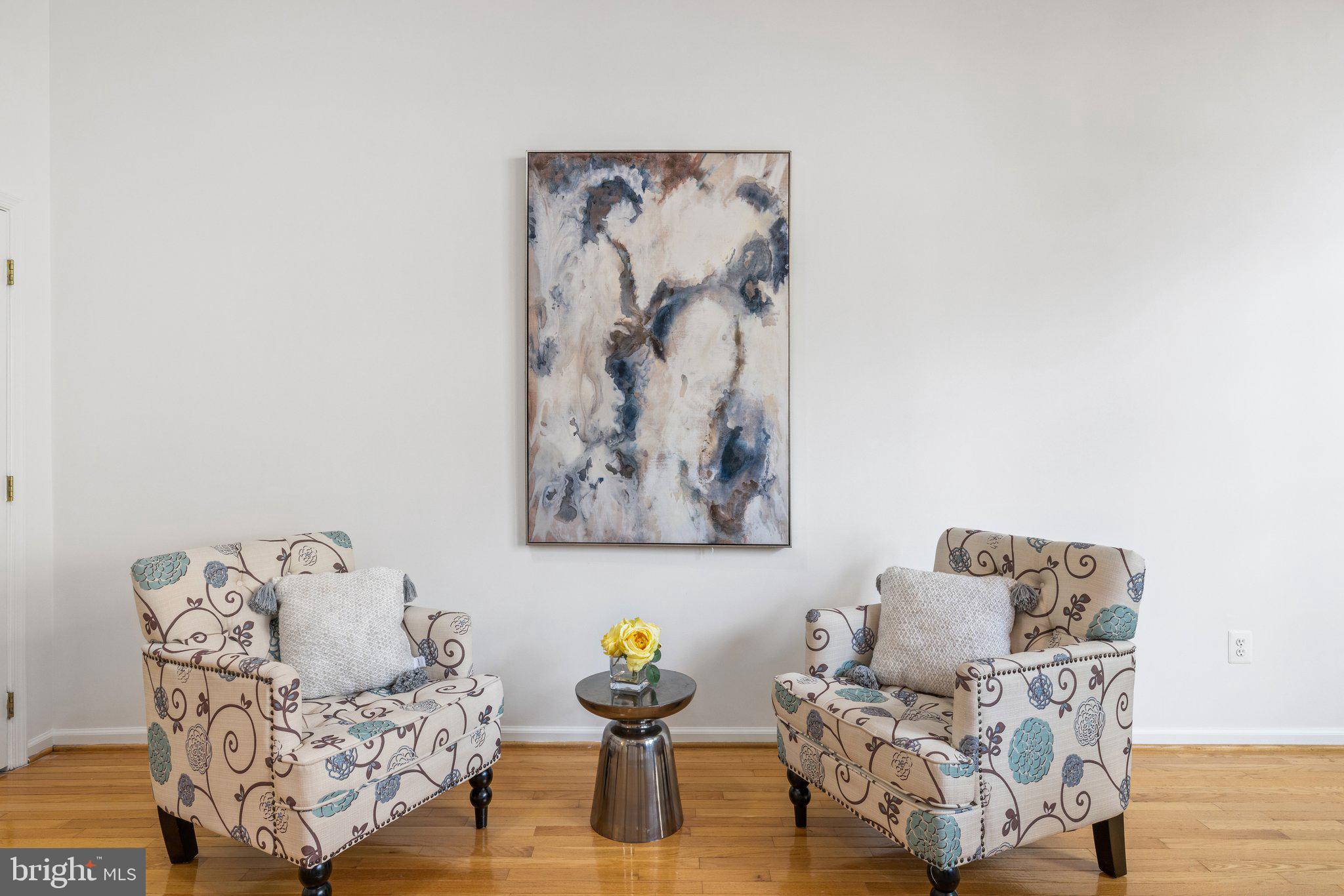 ISLAND CREEK - Residential