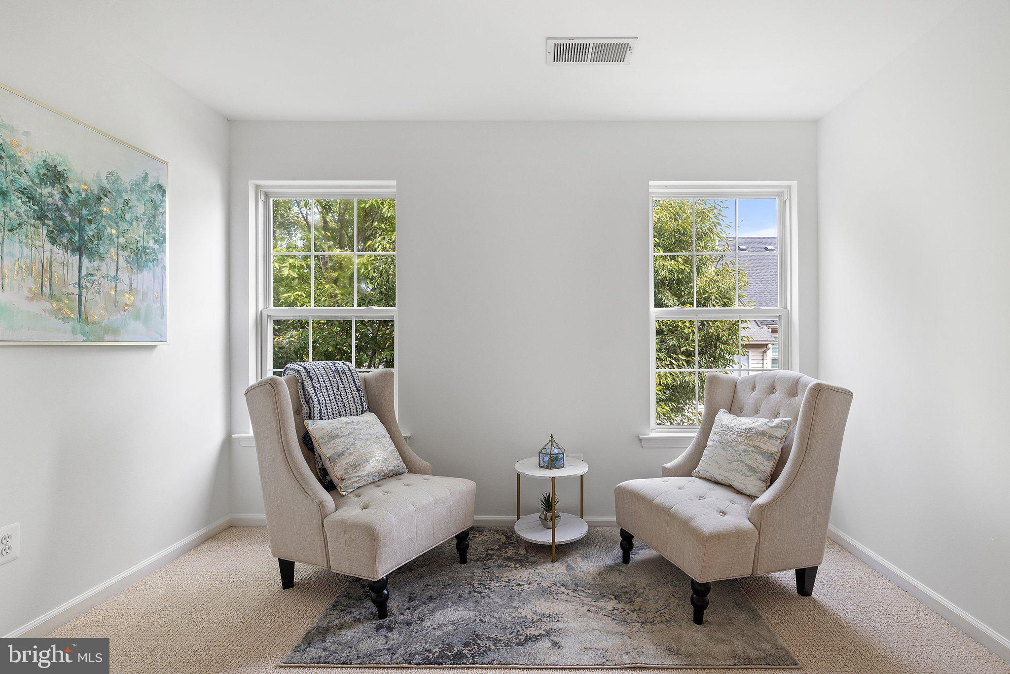 ISLAND CREEK - Residential