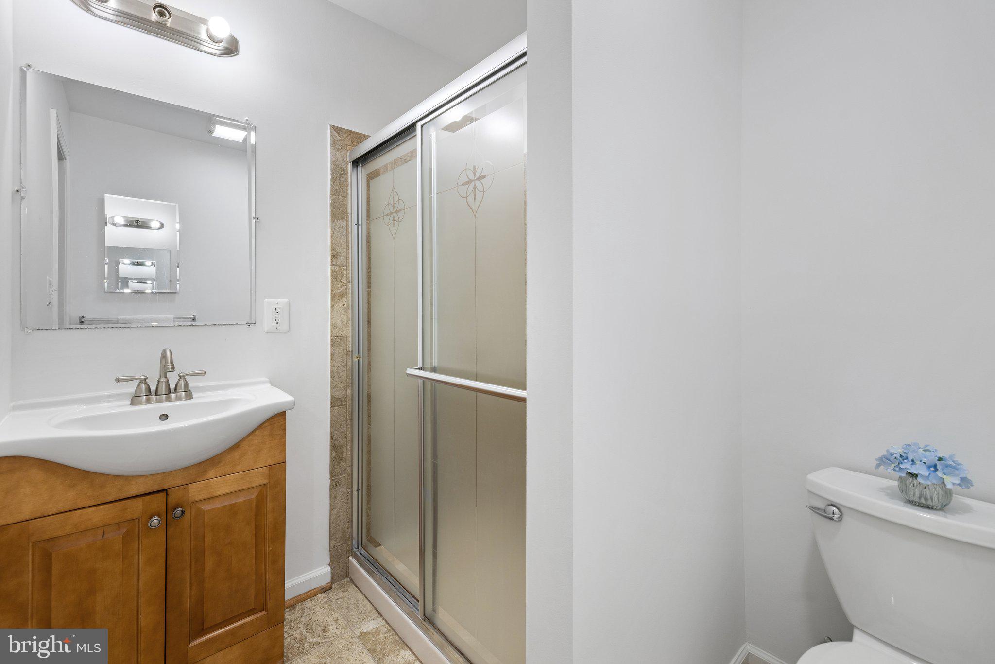 ISLAND CREEK - Residential