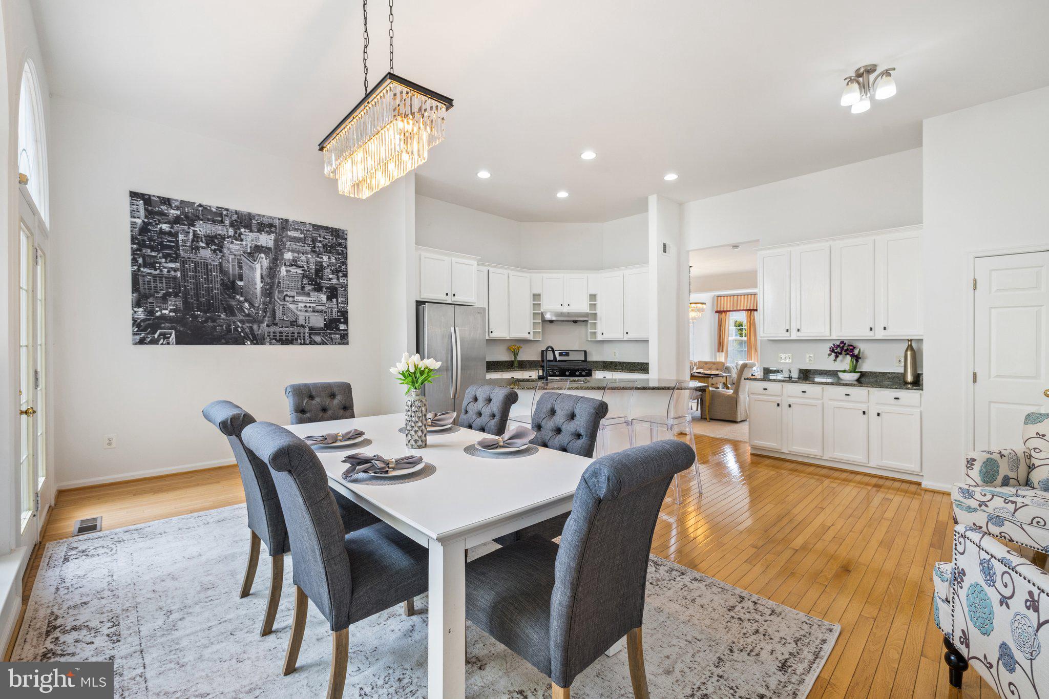 ISLAND CREEK - Residential