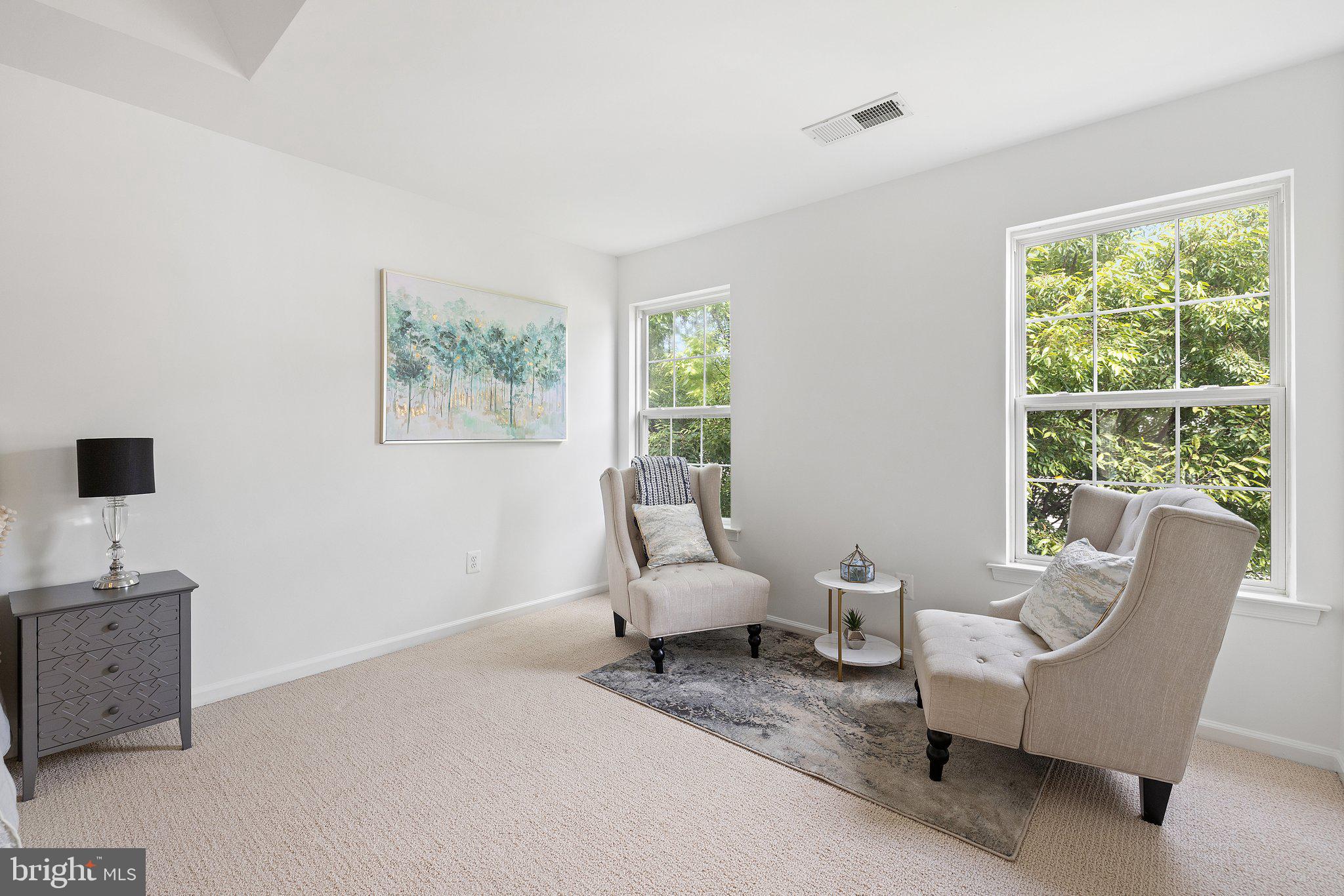 ISLAND CREEK - Residential