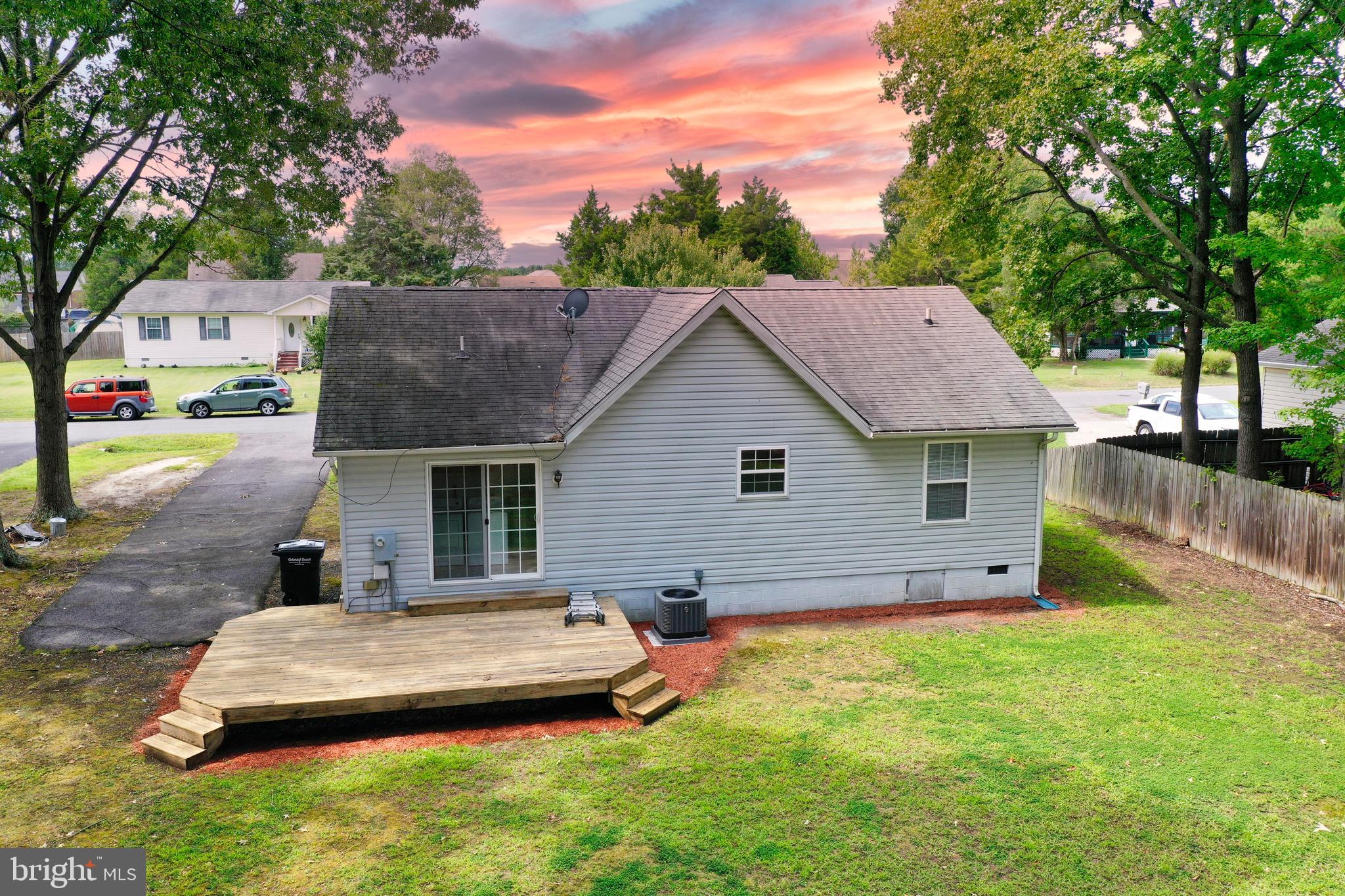 RIVERSIDE MEADOWS - Residential