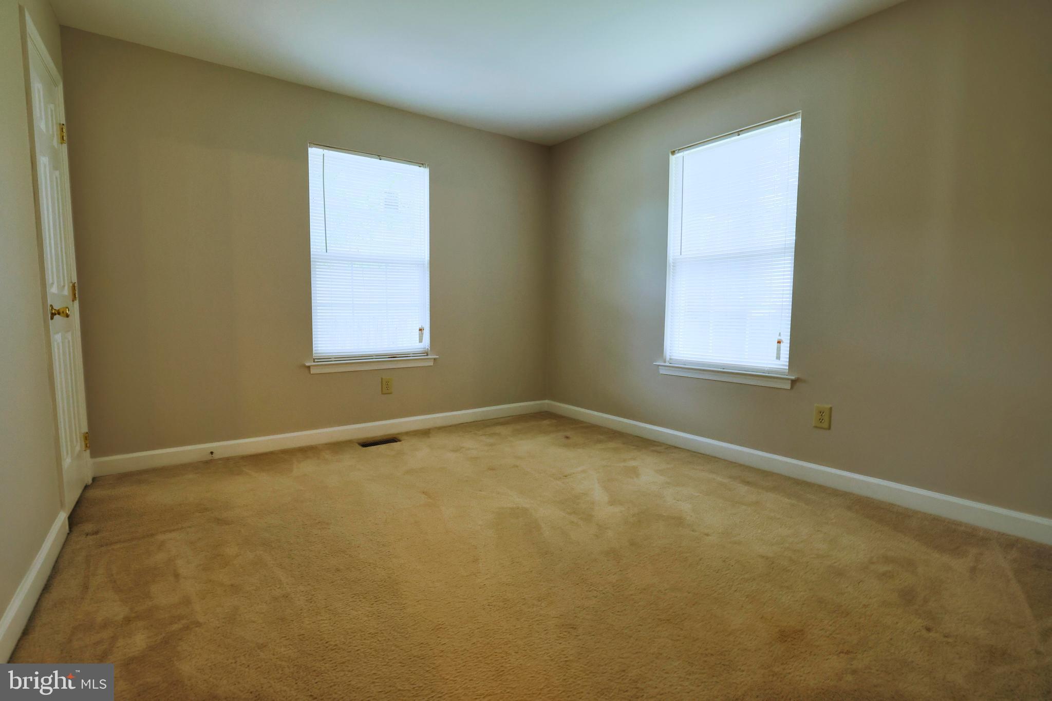 RIVERSIDE MEADOWS - Residential