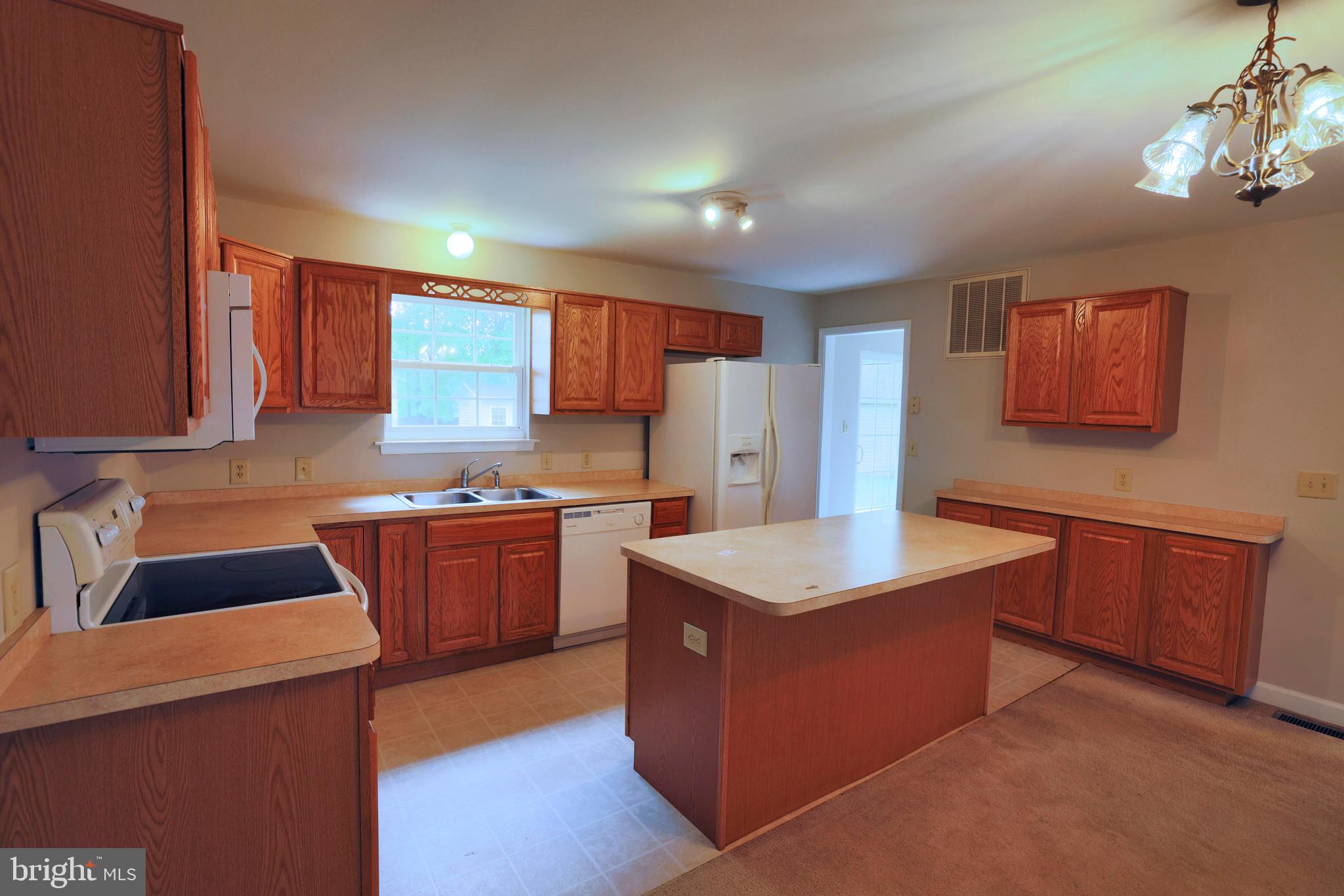 RIVERSIDE MEADOWS - Residential