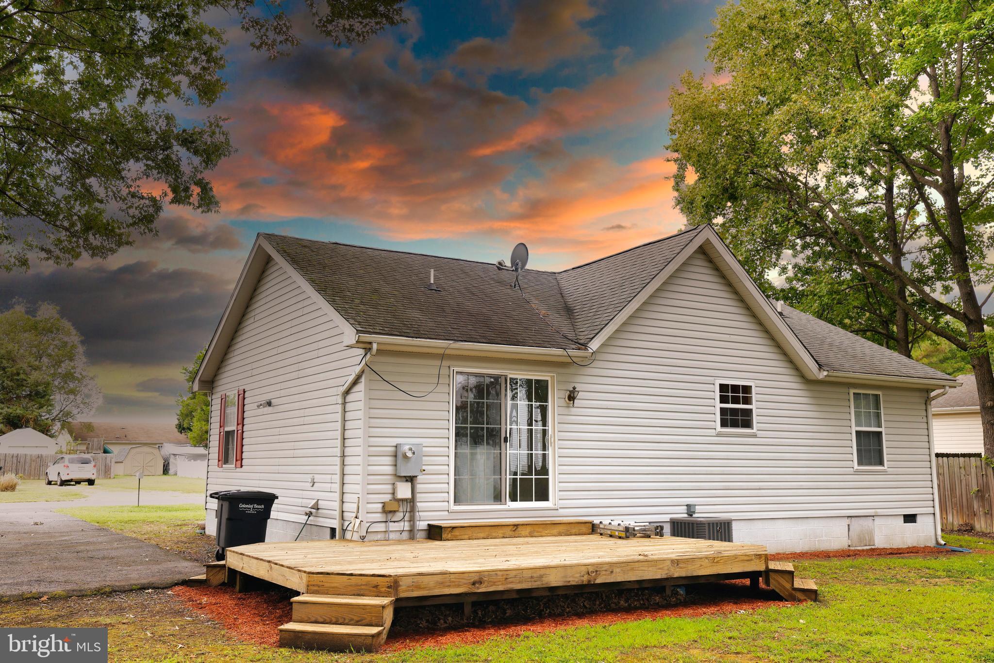 RIVERSIDE MEADOWS - Residential