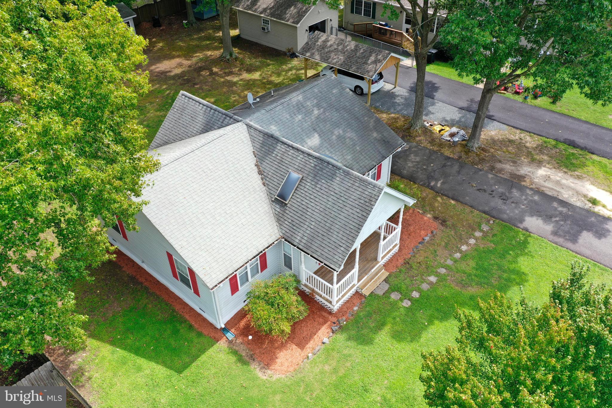 RIVERSIDE MEADOWS - Residential