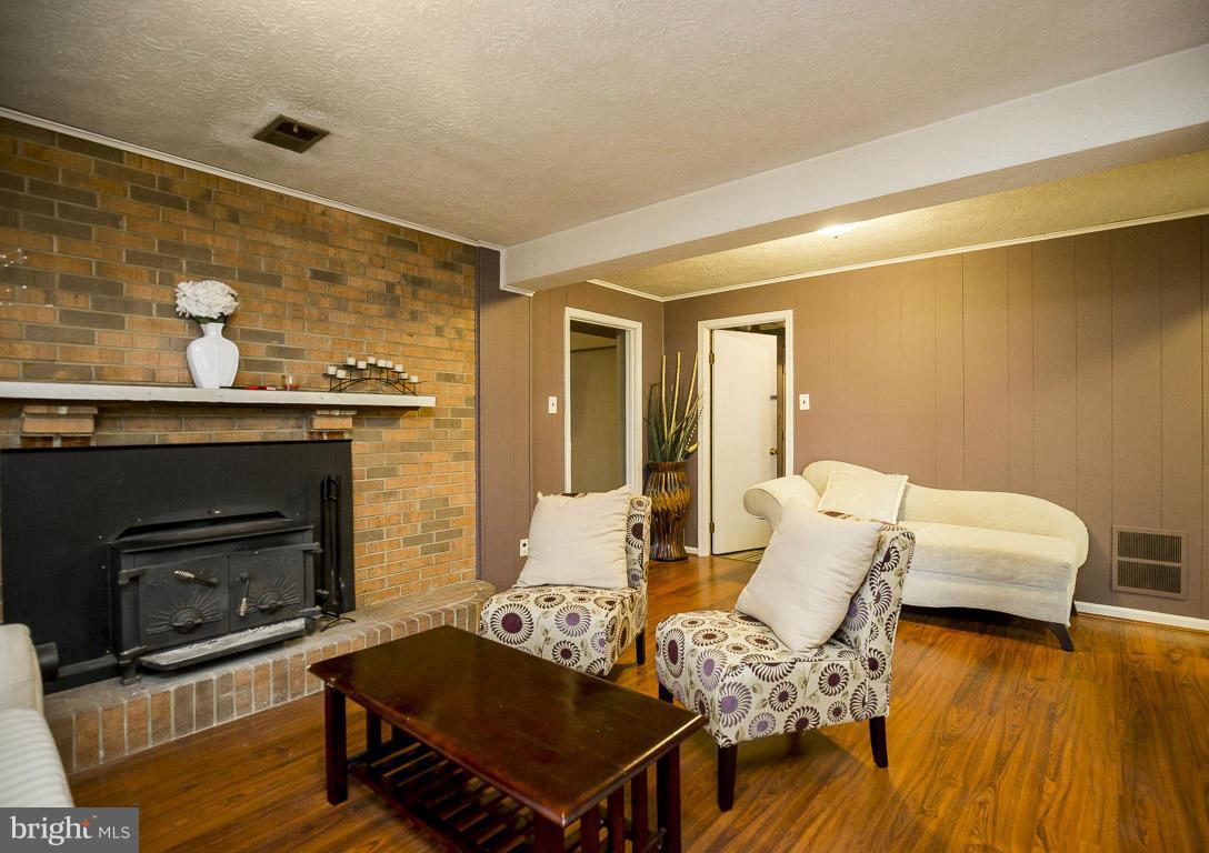 COUNTRY CLUB SOUTH - Residential