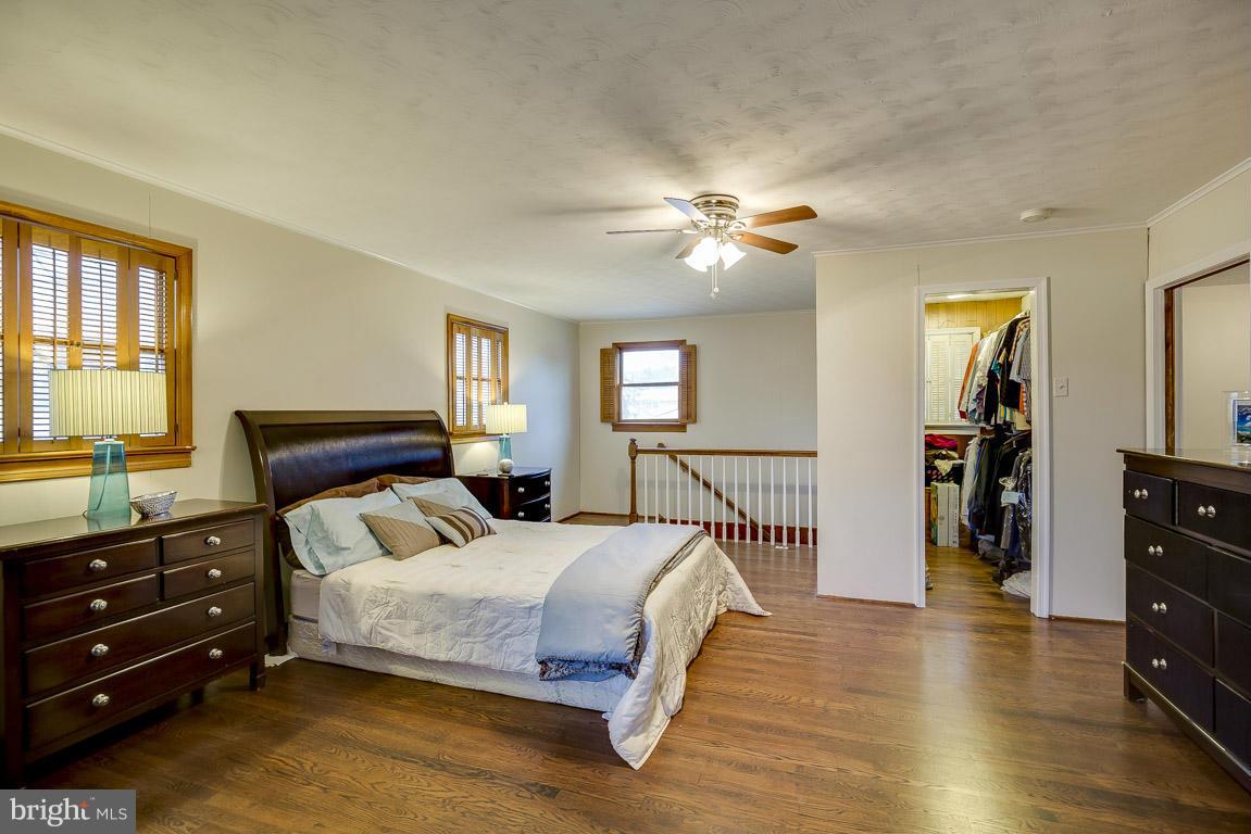 COUNTRY CLUB SOUTH - Residential