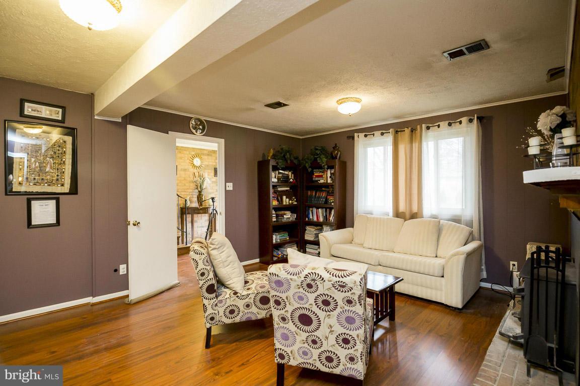 COUNTRY CLUB SOUTH - Residential